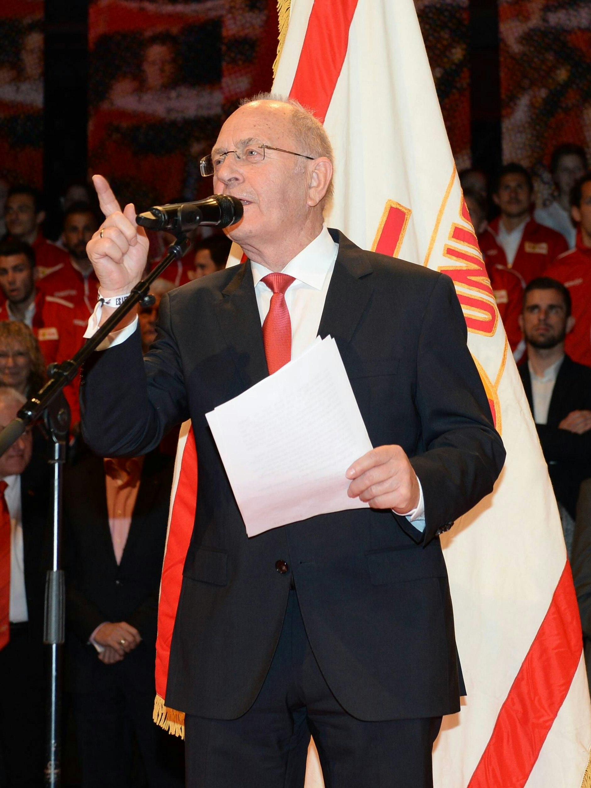 Unions Trainer-Legende Heinz Werner stand den Eisernen auch nach seiner aktiven Karriere weiter mit Rat und Tat zur Seite.