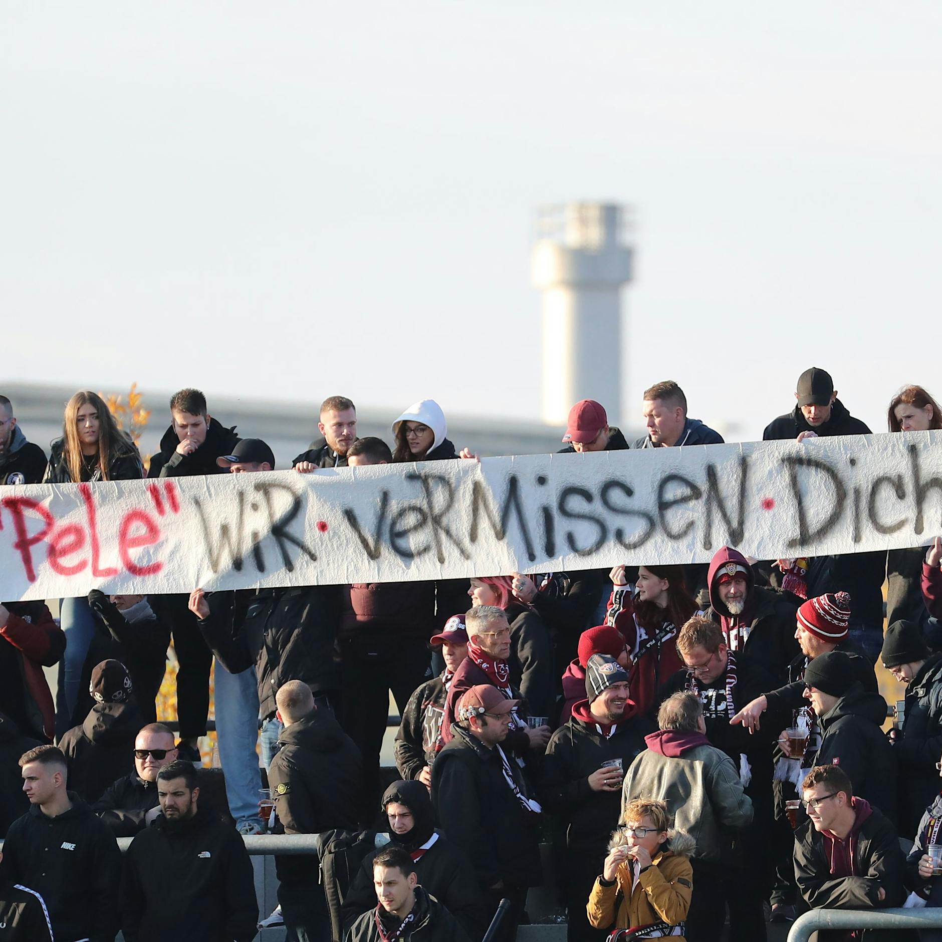 BFC Dynamo begeistert gegen Cottbus mit dem Energie-Einsparprogramm und Wollitz bekommt einiges zu hören und zu lesen!