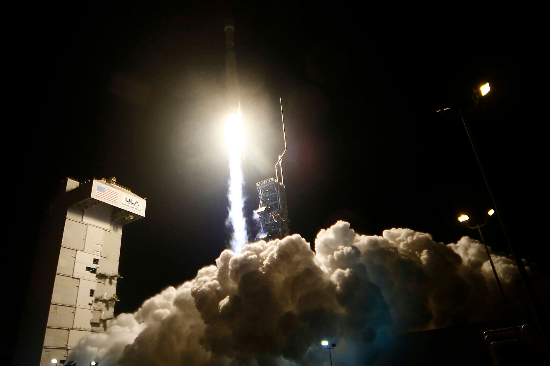 Launch der „fliegenden Untertasse“