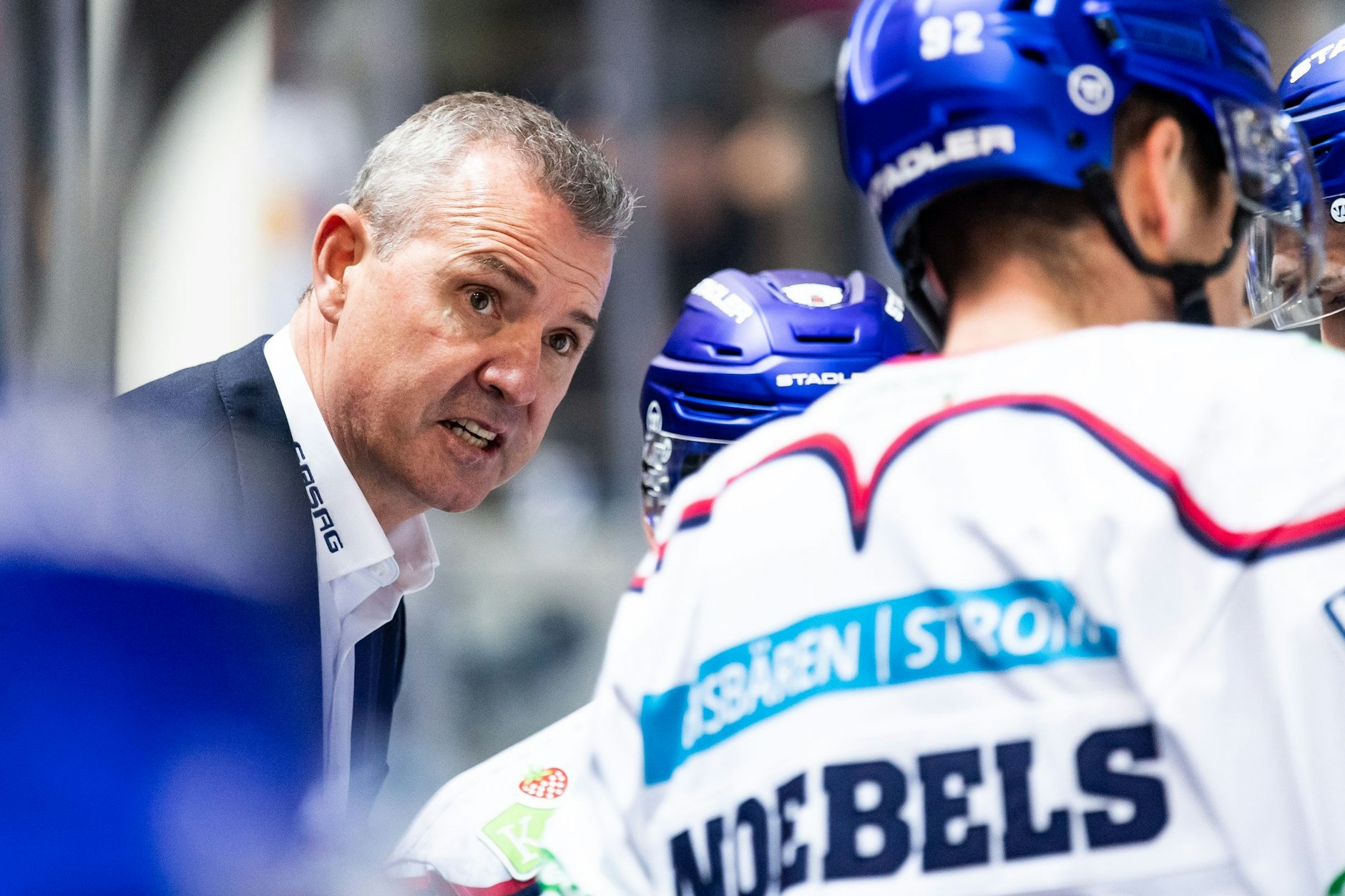 Trainer Serge Aubin will mit seinen Meister-Eisbären ganz schnell raus aus dem Tabellenkeller der DEL.