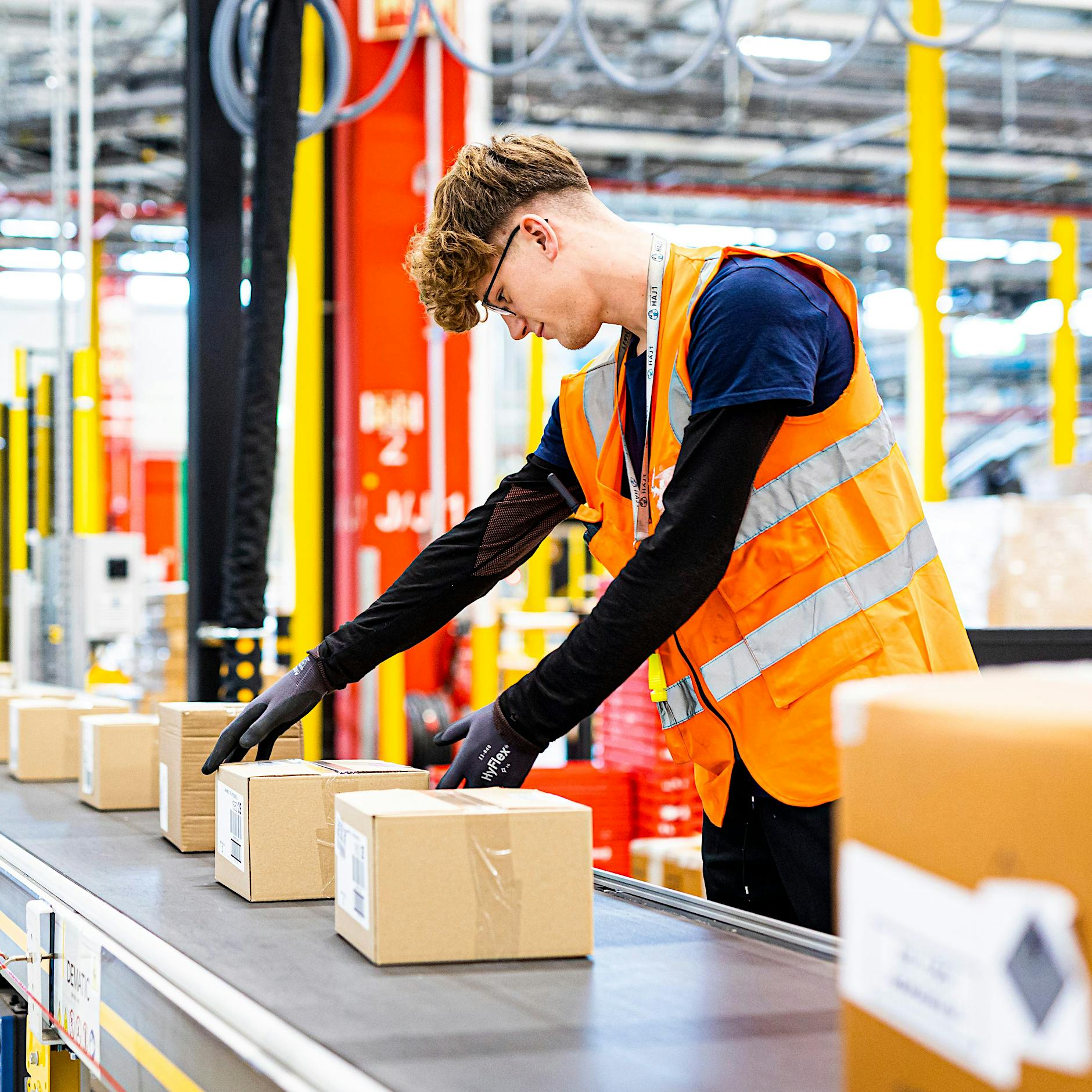 Brandenburg: Verdi fordert Klarheit über Amazon-Pläne in Brieselang