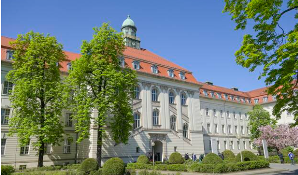 Klinik-Skandal: Charité entlässt Klinikdirektor