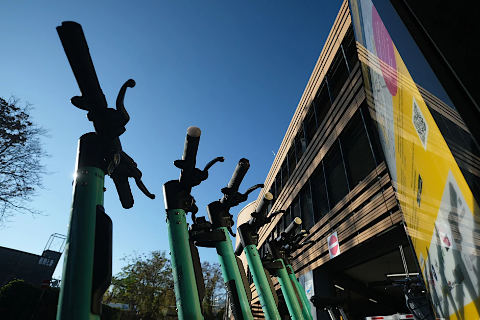 Das Parkhaus am Gleisdreieck wird zur Drehscheibe für neue Mobilitätsangebote.