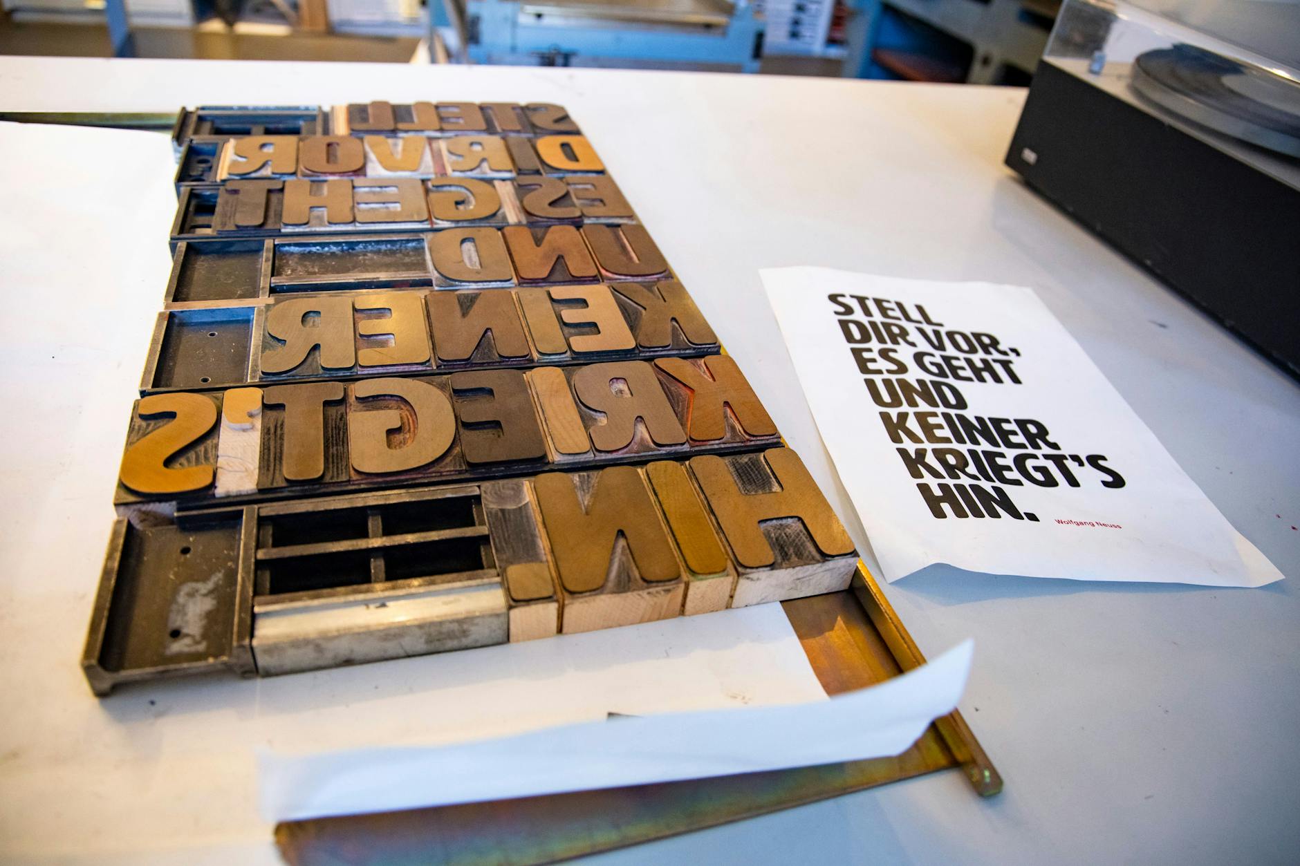  Schrift und Druck in der Werkstatt des Buchgestalters und Schrifterfinders Erik Spiekermann 