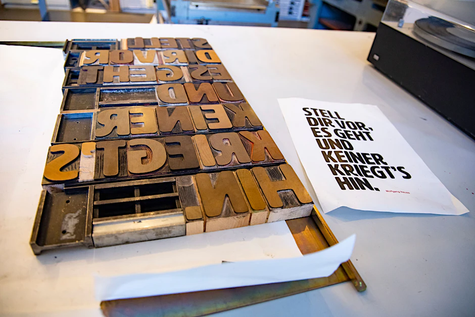 &nbsp;Schrift und Druck in der Werkstatt des Buchgestalters und Schrifterfinders Erik Spiekermann&nbsp;