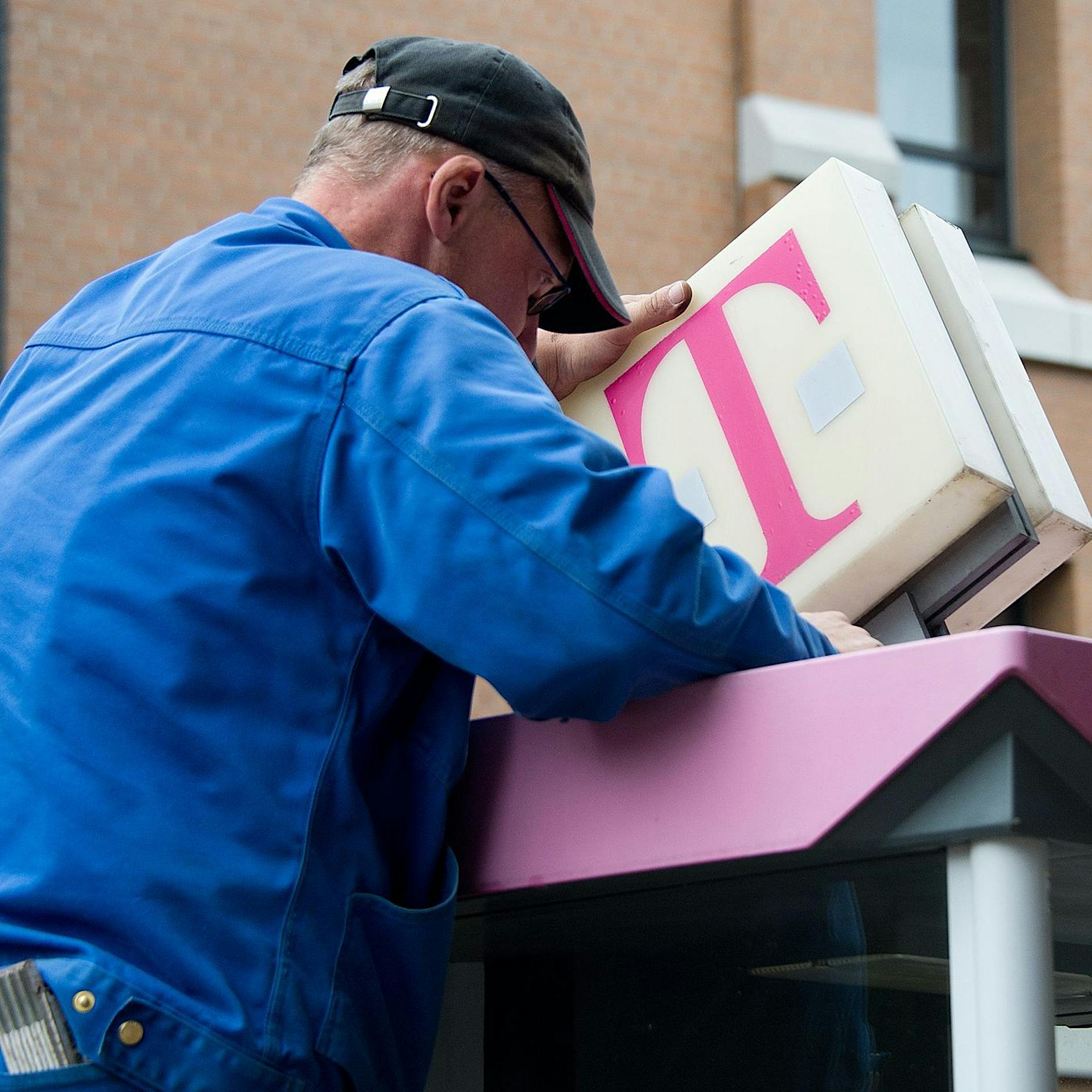 Kein Anschluss unter dieser Nummer: Das Aus der Telefonzellen
