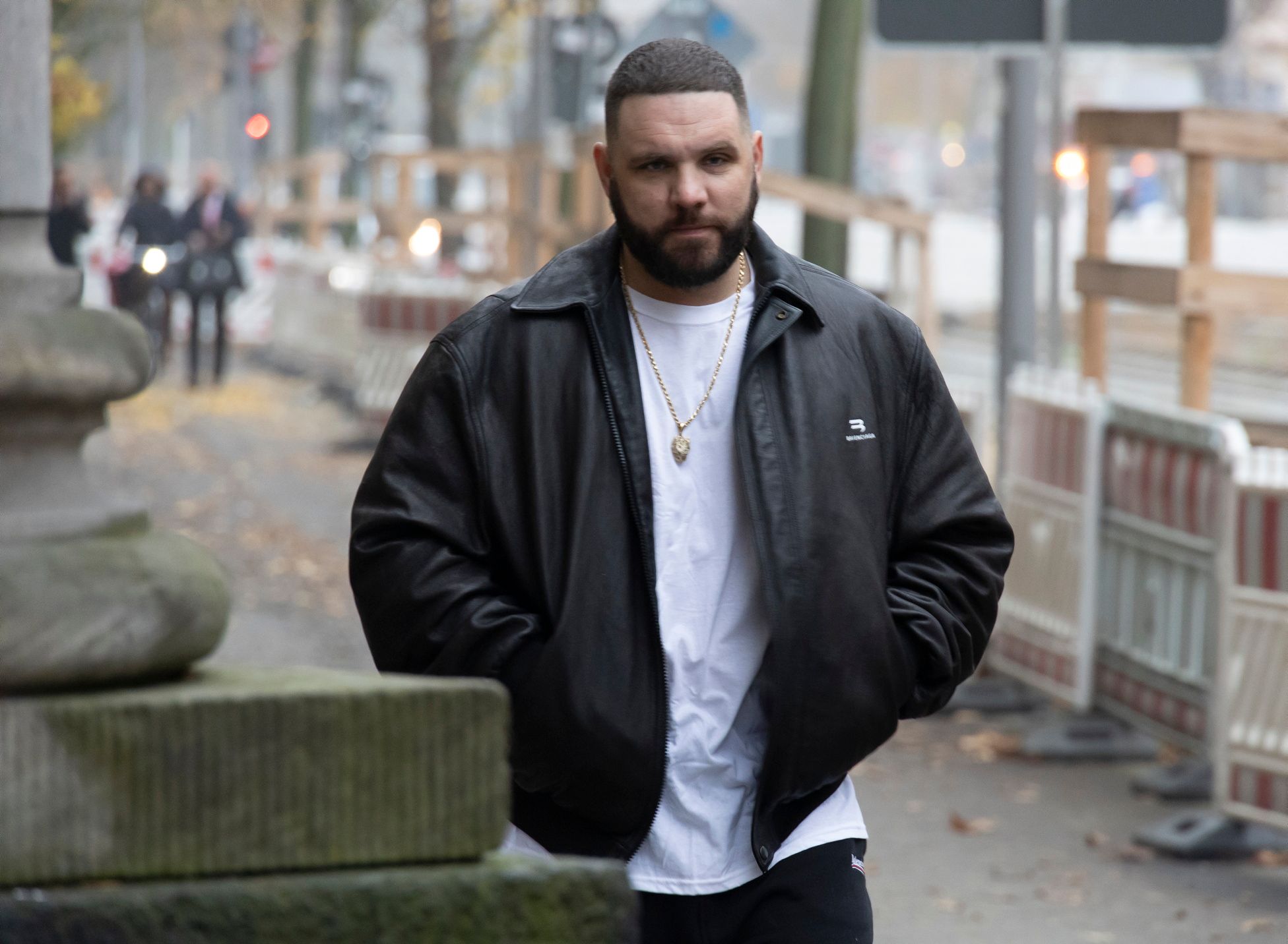 Fler Vor Gericht: Rapper Verlässt Wutentbrannt Berliner Gerichtssaal