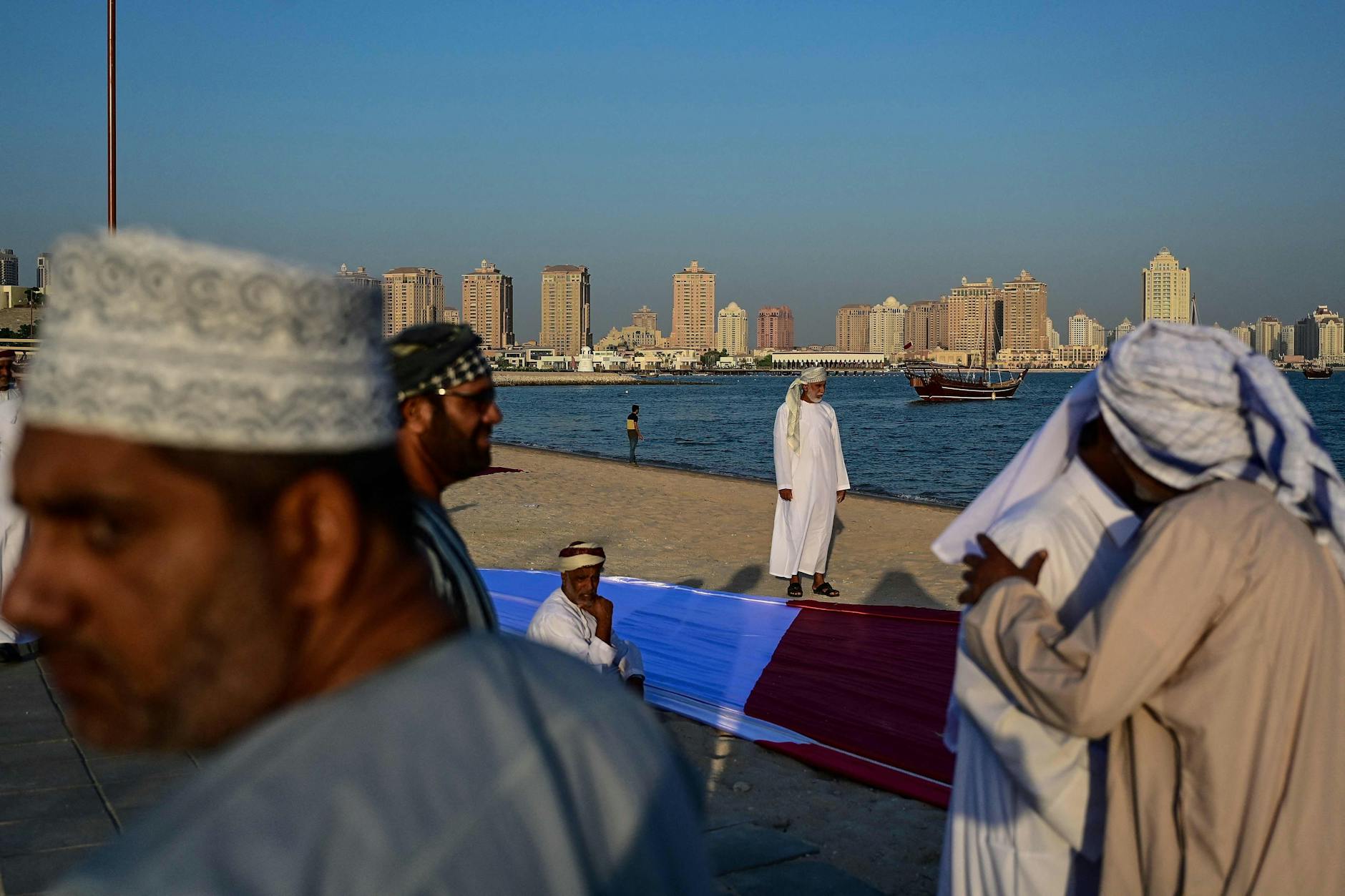 Eine Szene am Strand von Katar.