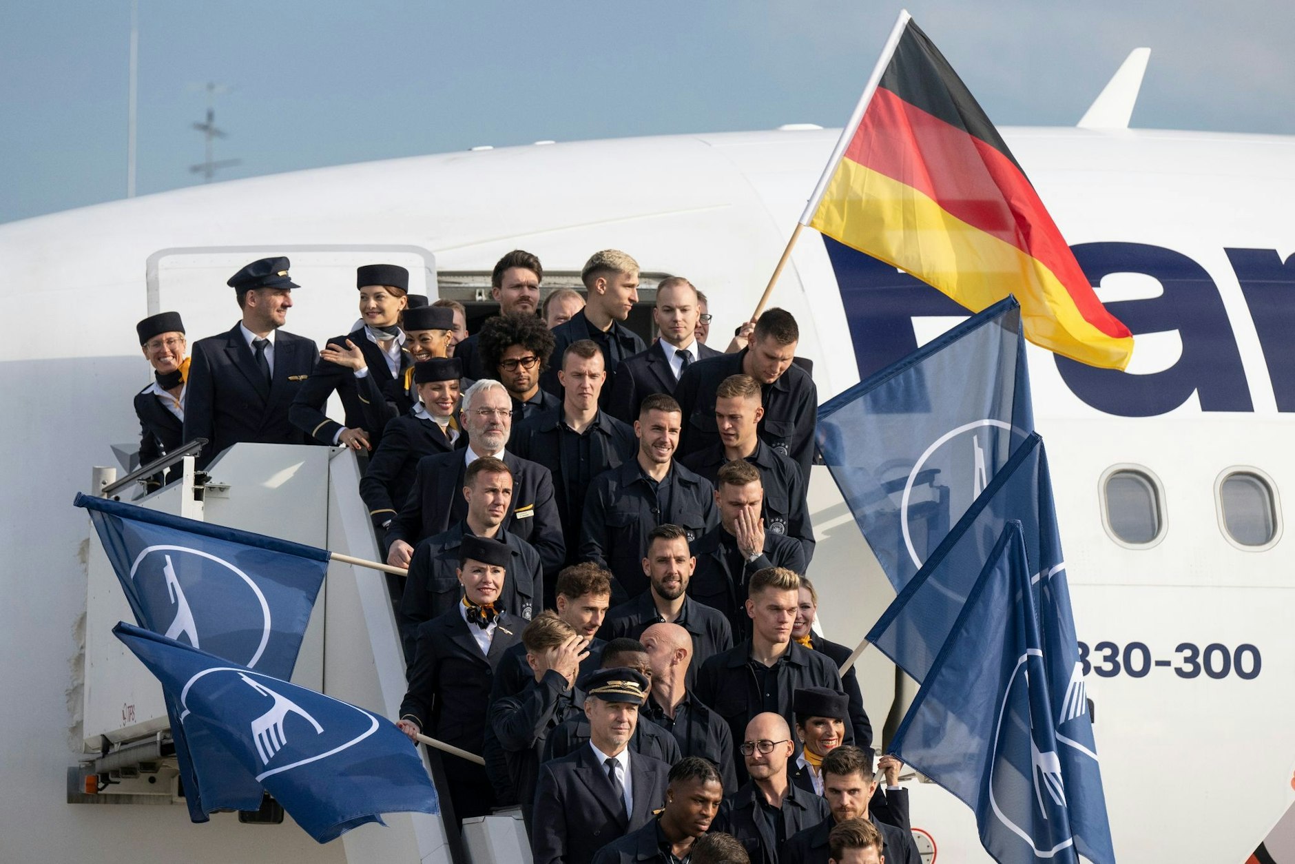 Abflugbereit: Der DFB-Tross hat das Unternehmen Katar-WM gestartet.  