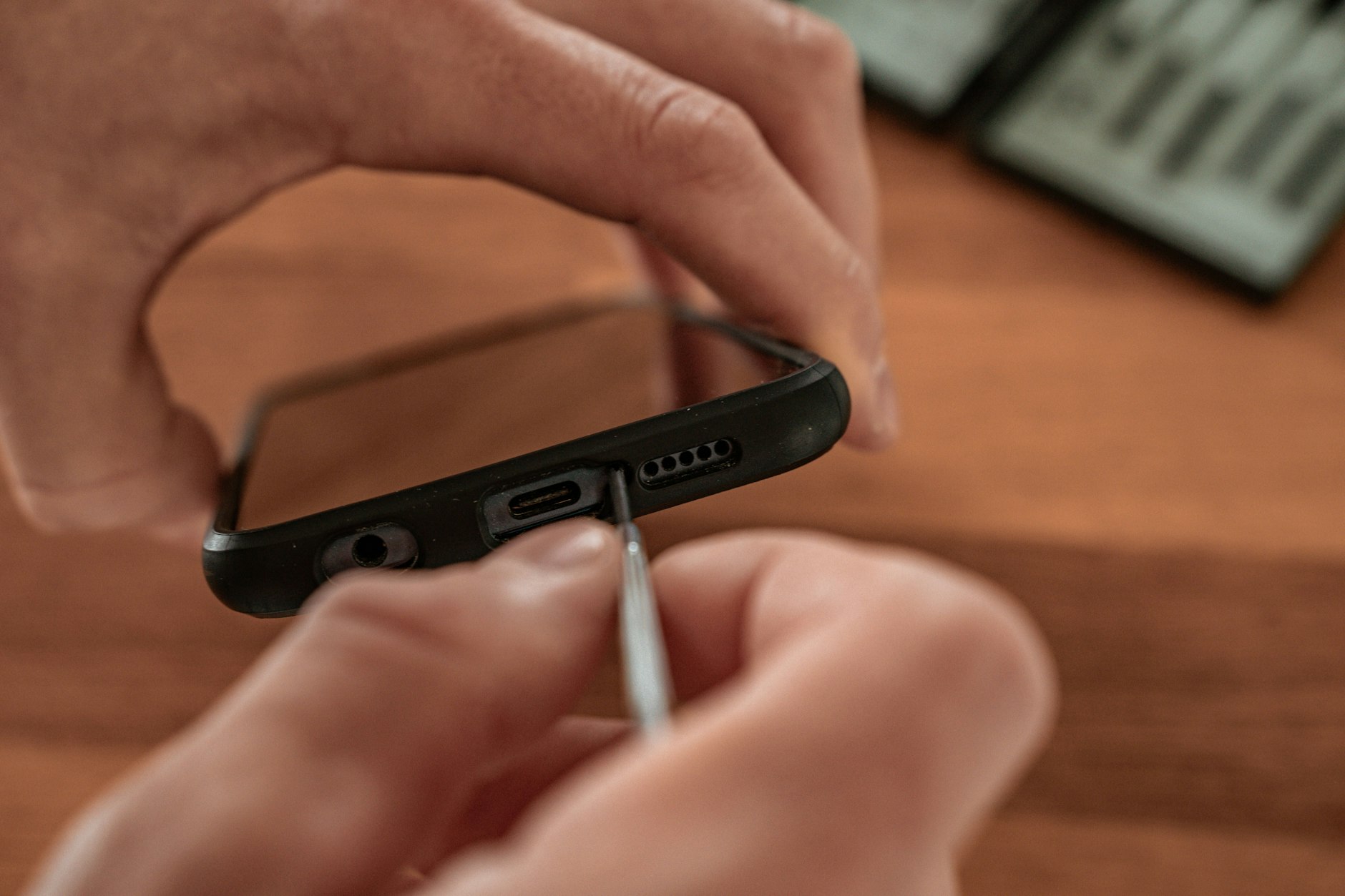 Die Reparatur von Smartphones soll einfacher werden.