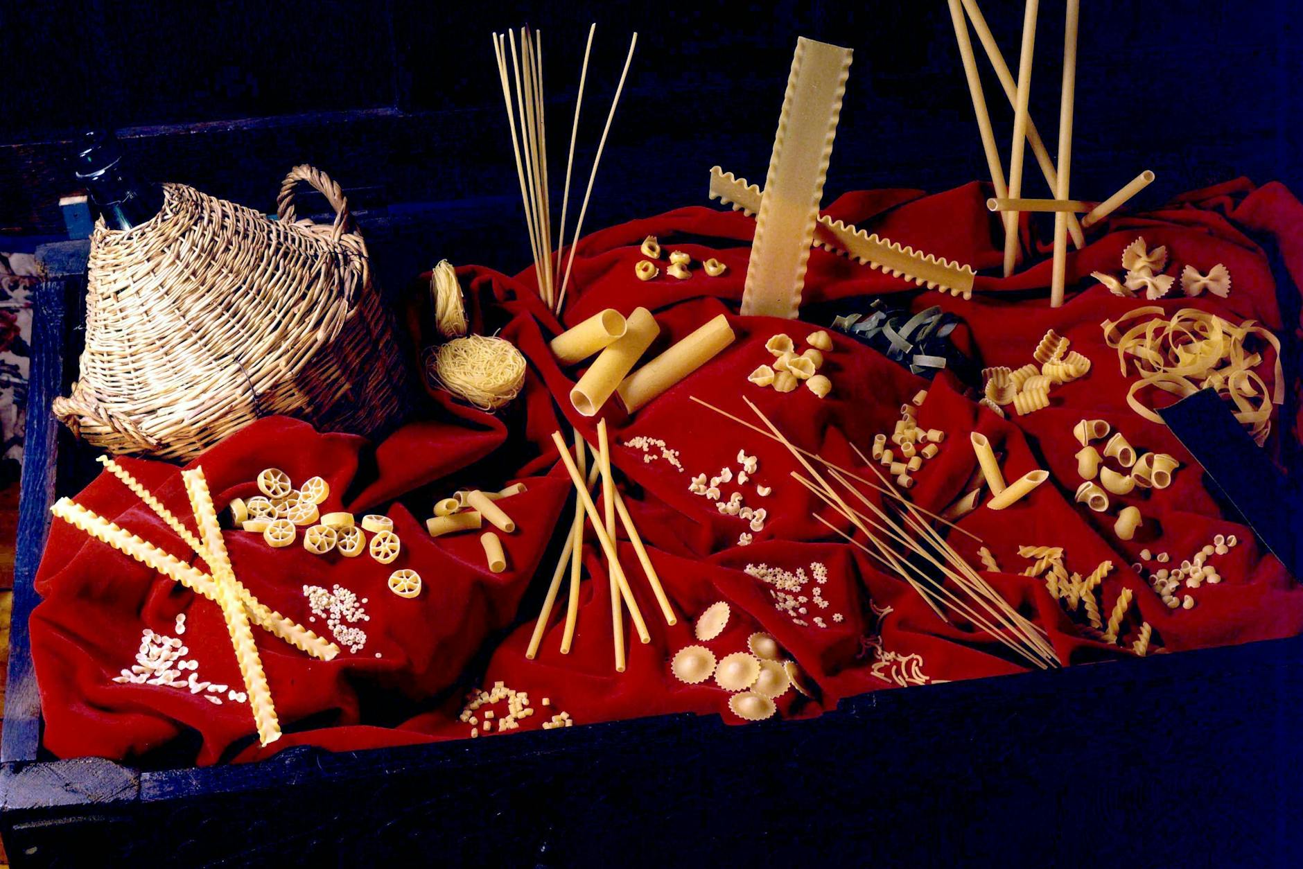 Wer hat hier schnöde „Nudeln“ gerufen? Dies ist Pasta in all ihren köstlichen Formen, von Riccioli bis Spaghetti.