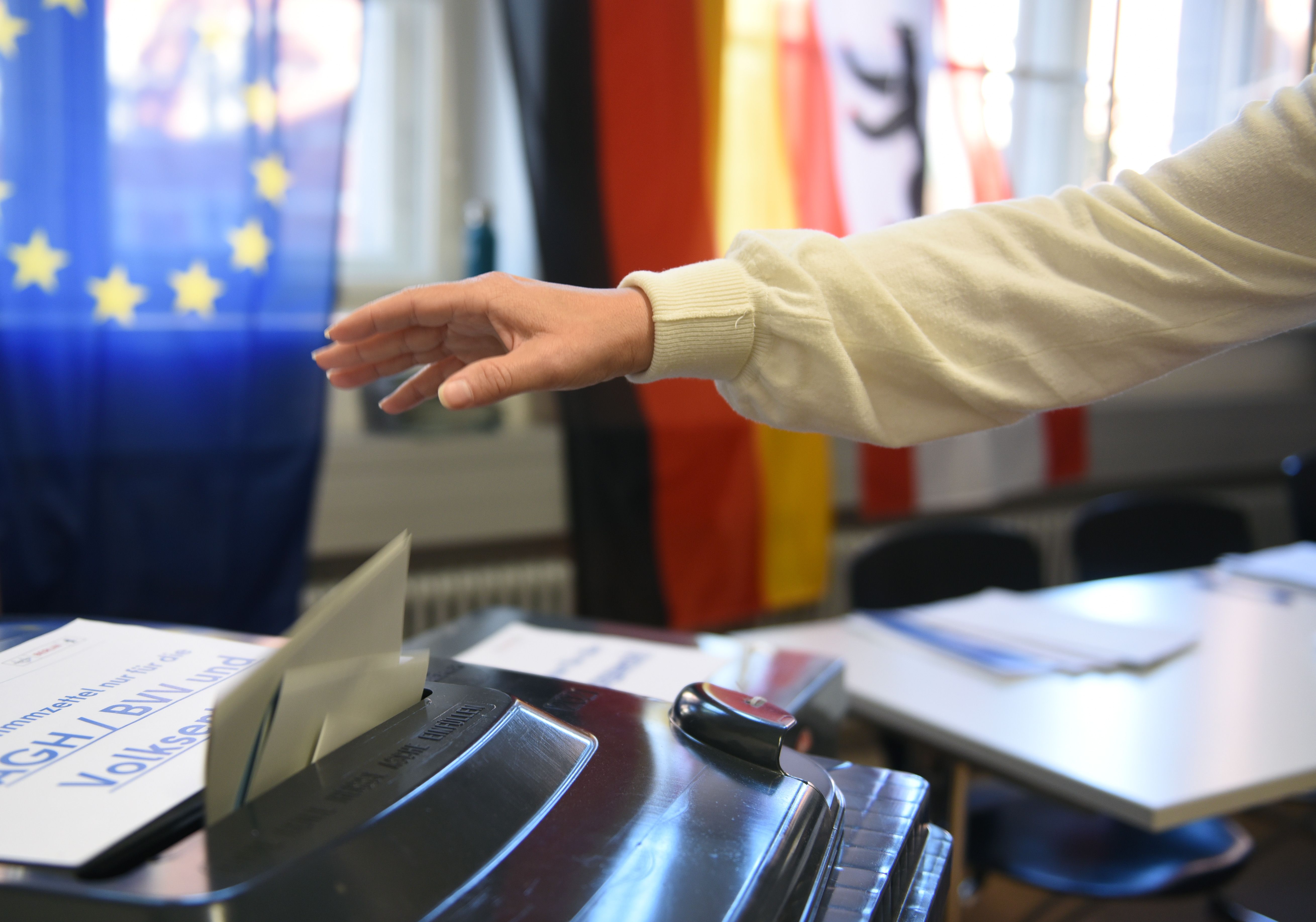 Wahl In Berlin: Zahl Der Wahlhelfer Soll Deutlich Aufgestockt Werden