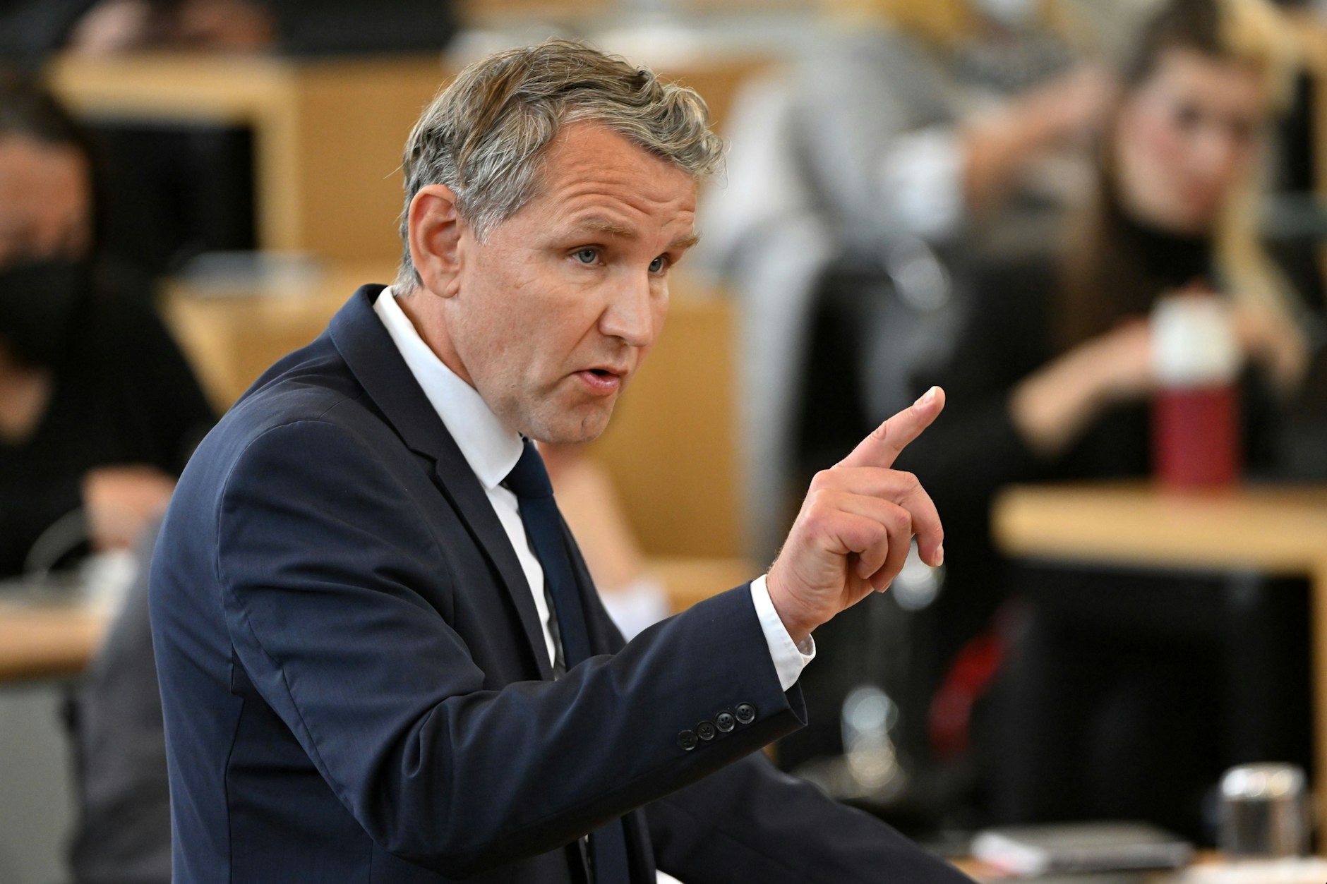 Björn Höcke, AfD-Fraktionschef, spricht im Plenarsaal des Thüringer Landtags.