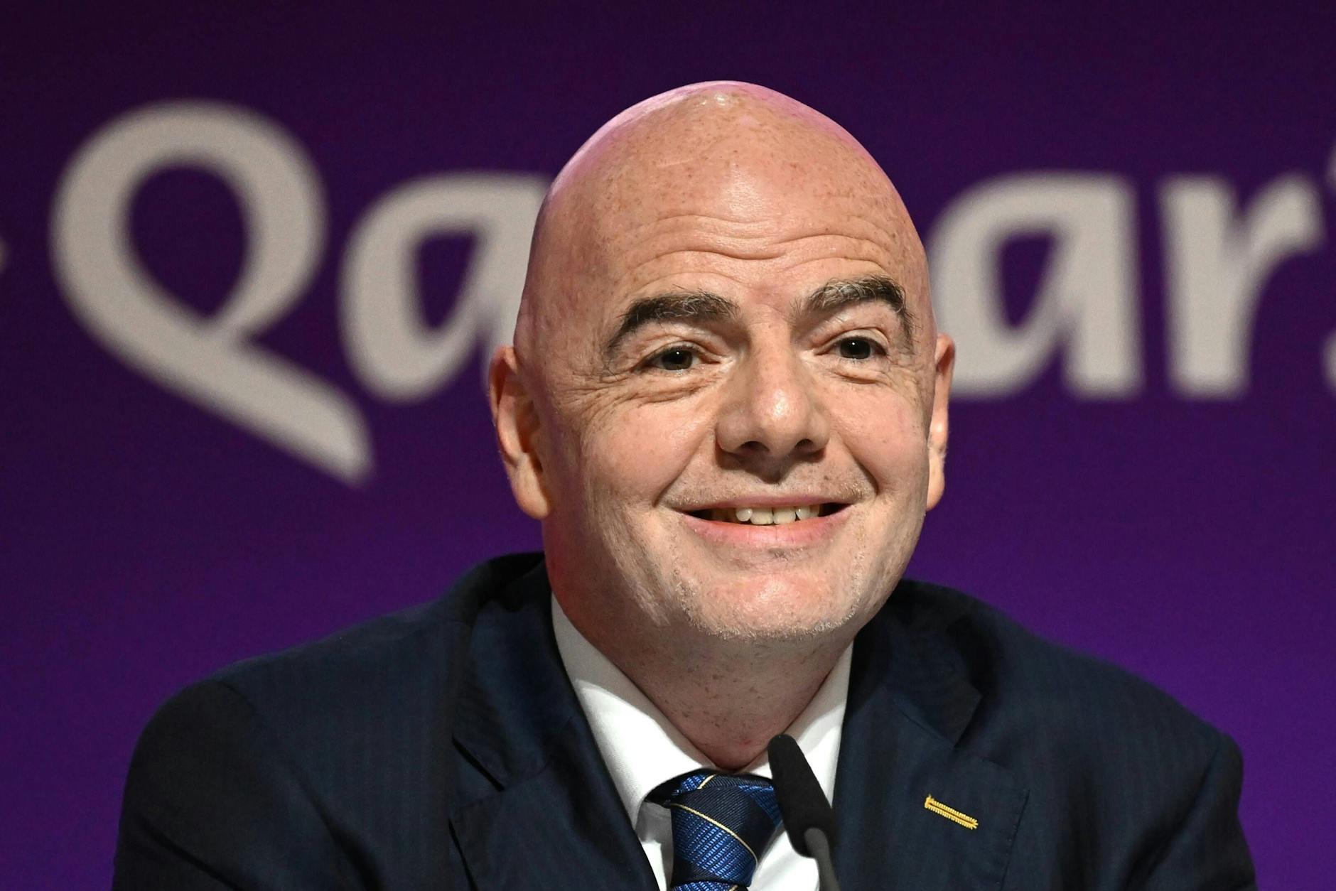 FIFA-Präsident Gianni Infantino machte bei seiner Pressekonferenz einige bizarre Aussagen. 