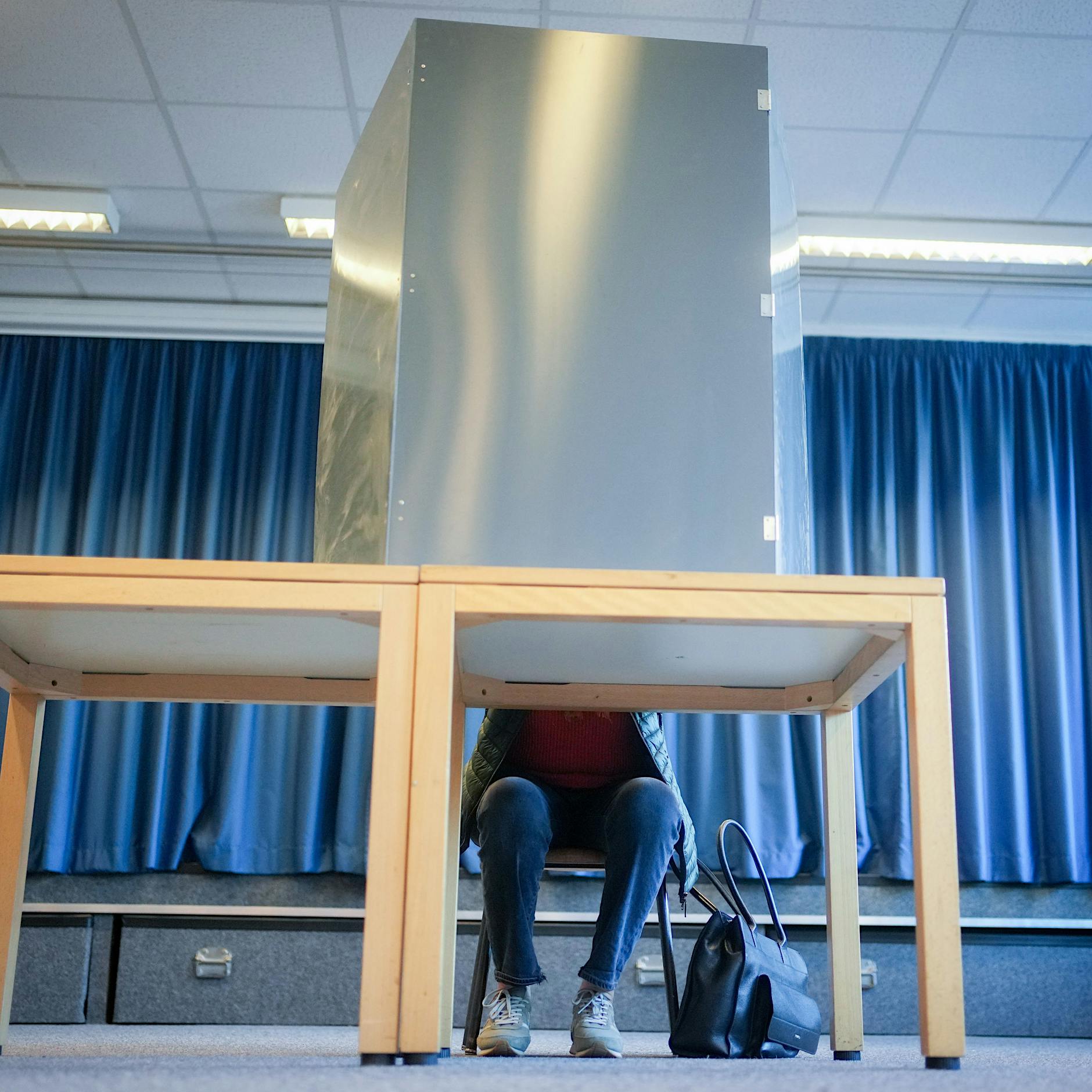 Wahlwiederholung in Berlin: Dutzende Politiker legen Verfassungsbeschwerde ein