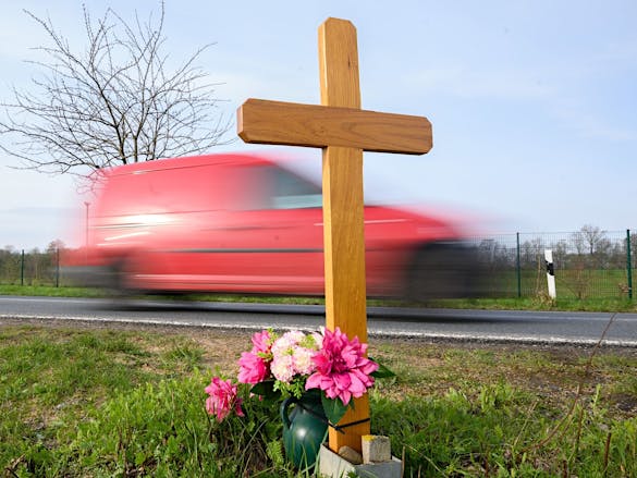 Infobox image