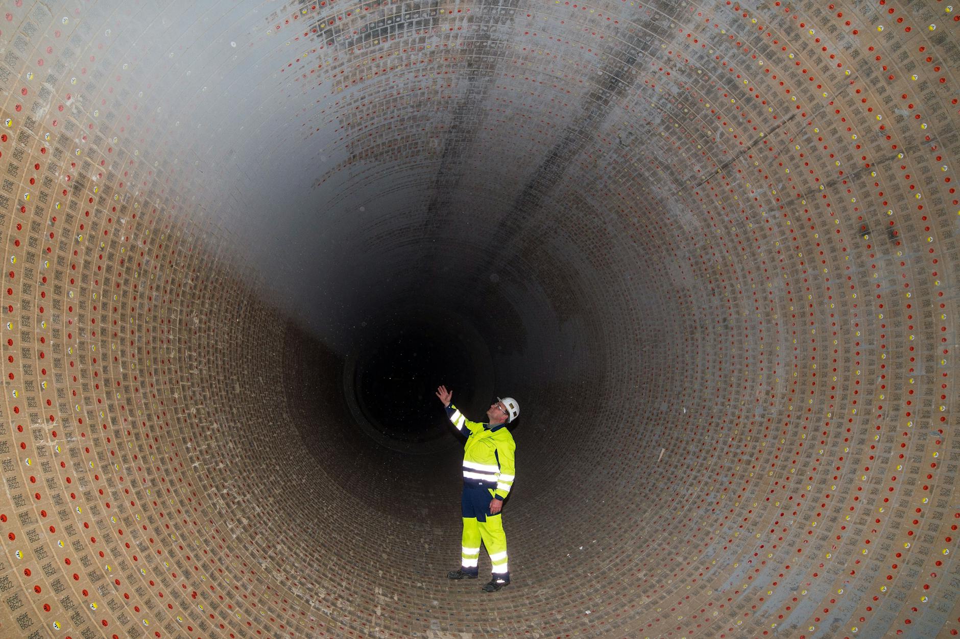 Drehofen im Unternehmen Cemex Zement GmbH in Rüdersdorf (Brandenburg)