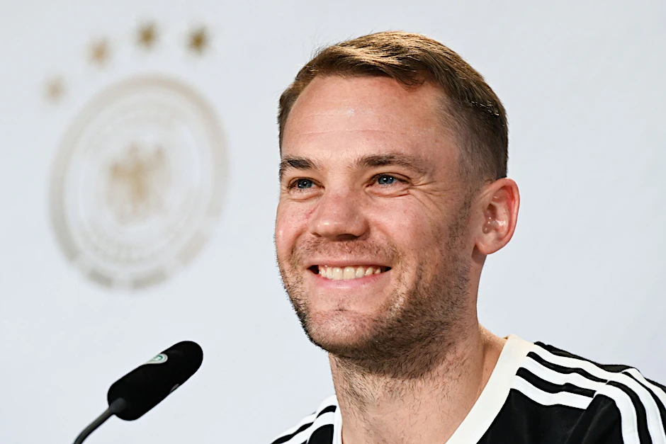 DFB-Torhüter Manuel Neuer will mit der One-Love-Binde auflaufen.  