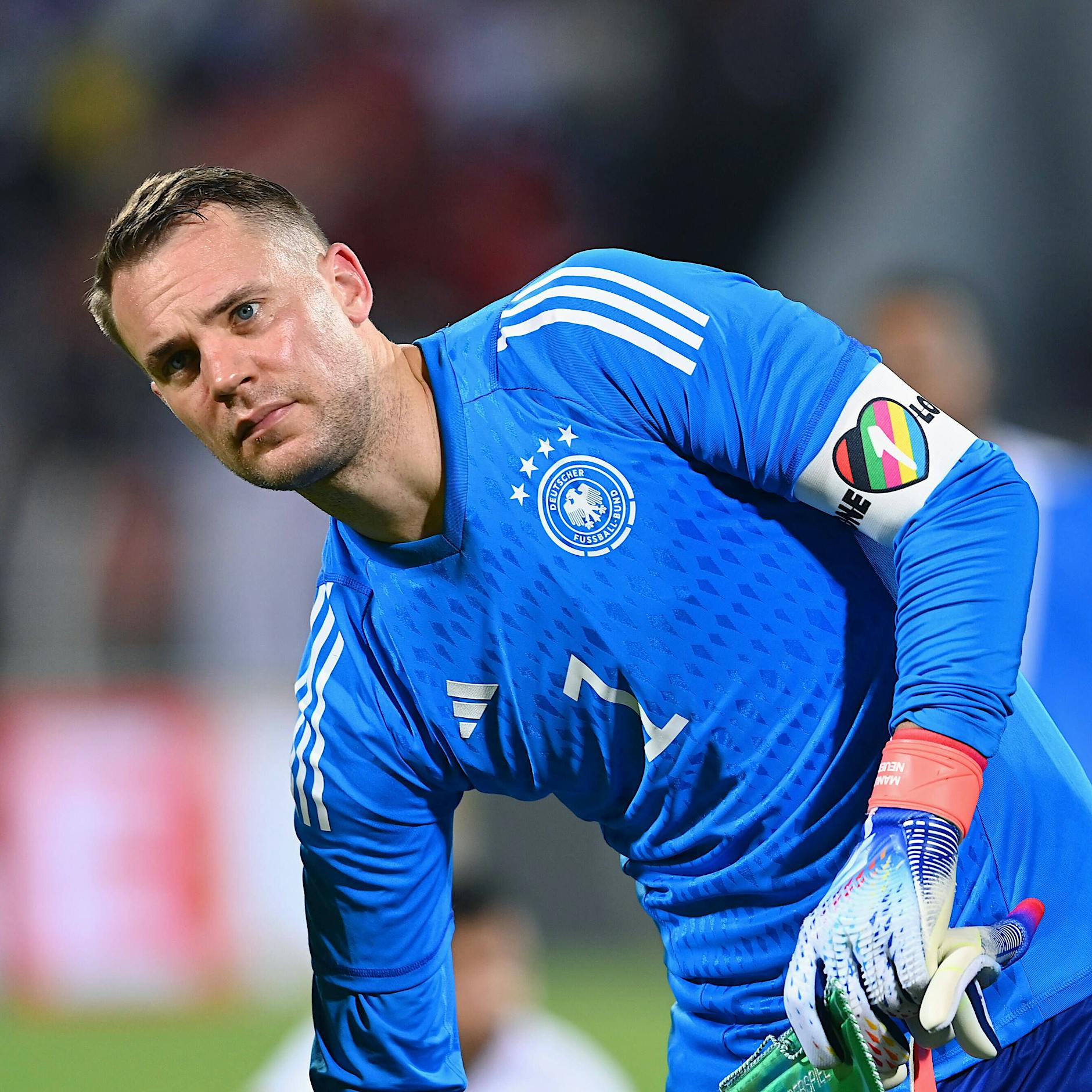 DFB-Team macht Rückzieher: Kapitän Neuer spielt ohne „One Love“-Binde