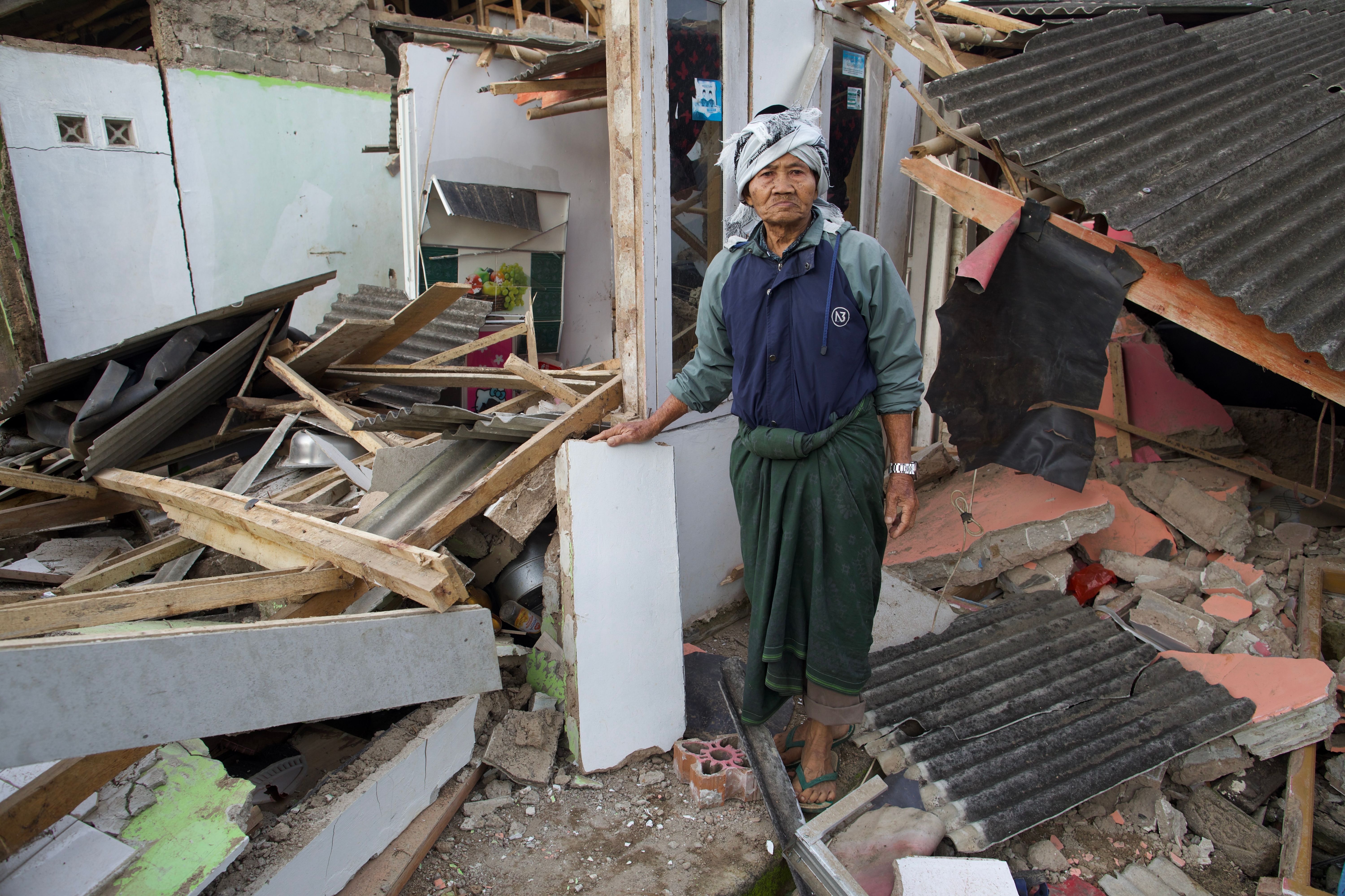 Erdbeben In Indonesien: Zahl Der Toten Steigt Auf über 260