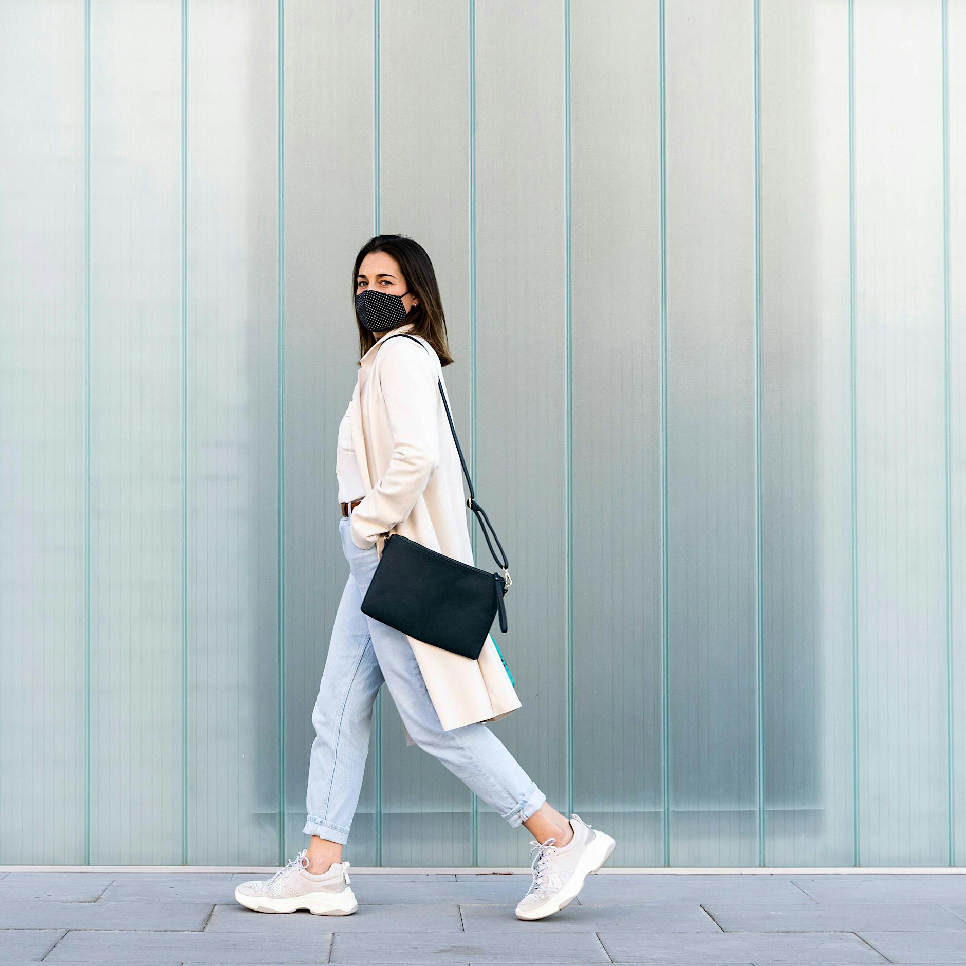 Maskenpflicht in Berlin: Warum trägt man dieses Ding jetzt noch?