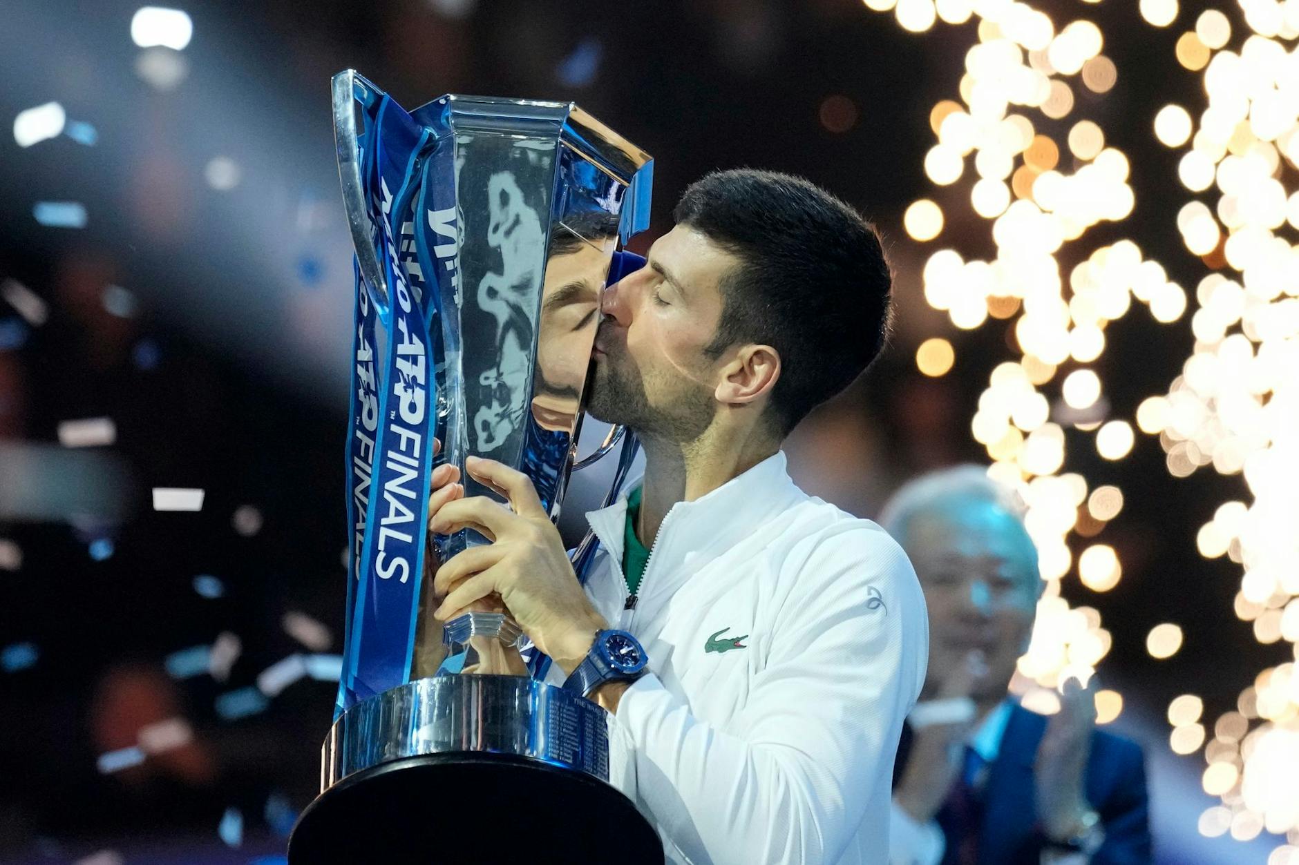 dpatopbilder - Wimbledonsieger Novak Djokovic triumphiert erstmals seit 2015 bei den ATP Finals der acht besten Tennisprofis der Saison.