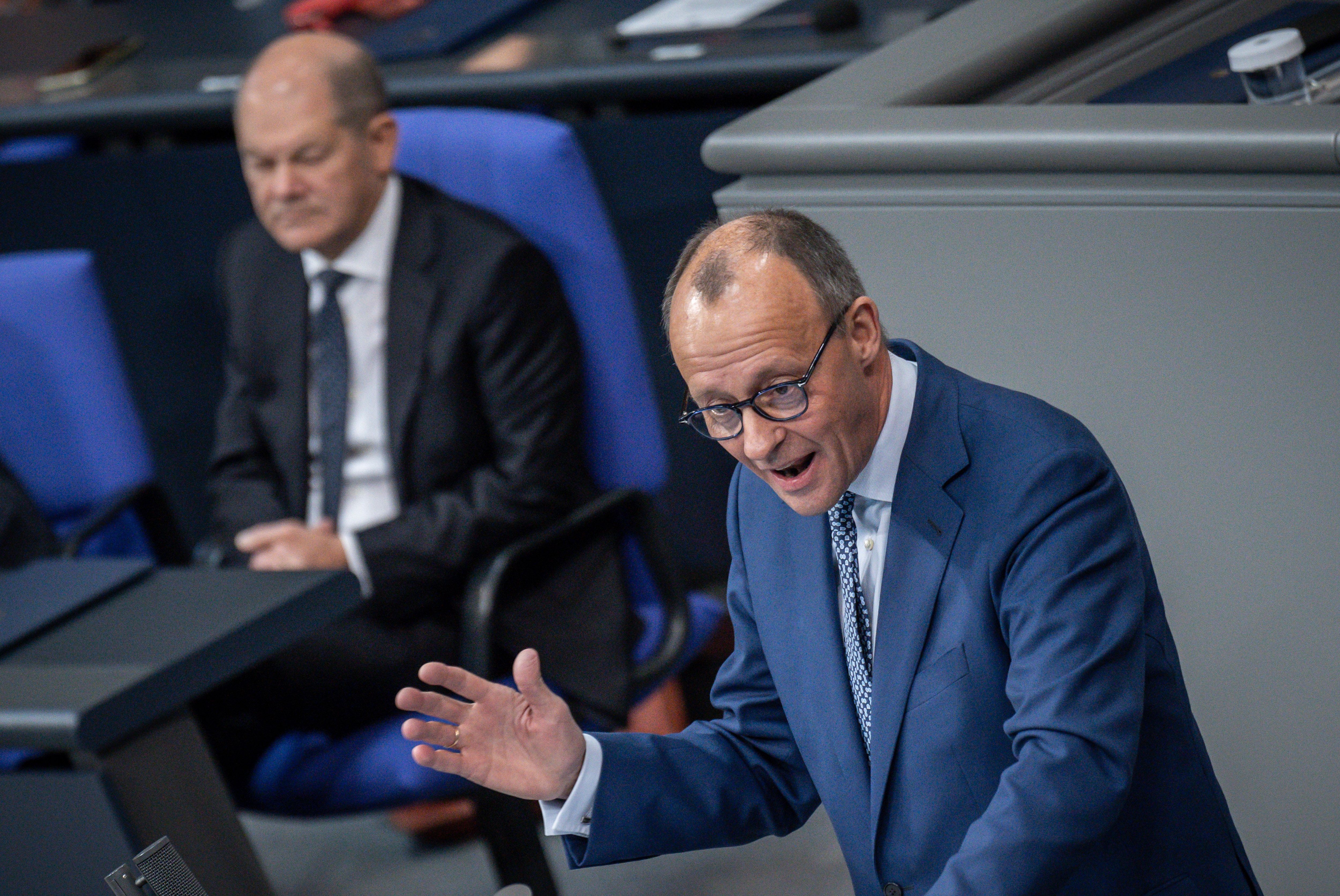 Scholz Gegen Merz: Die Große Märchen-Show Im Bundestag