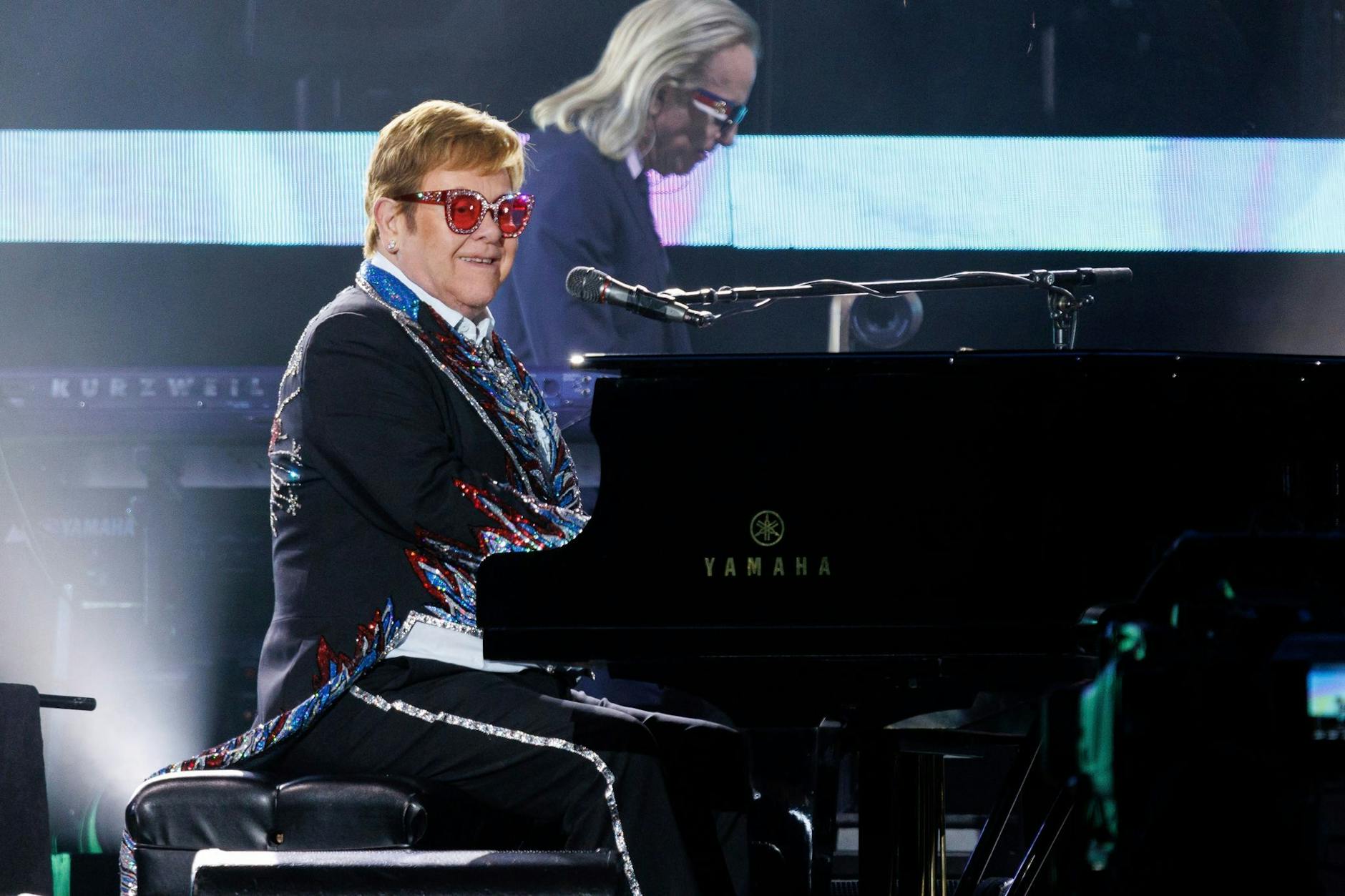 Unterwegs auf der Abschiedstournee: Sir Elton John tritt live bei der letzten Nordamerika-Show seiner «Farewell Yellow Brick Road»-Tour im Dodger Stadium in Los Angeles auf.