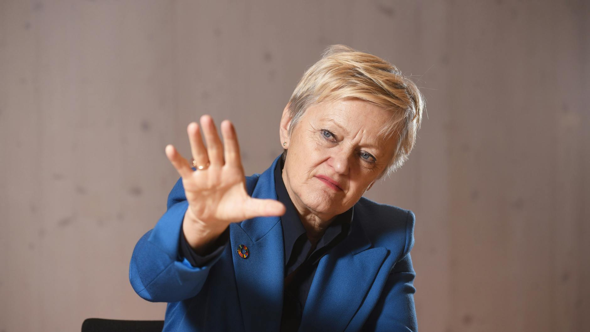 Renate Künast, Kantinenbeauftragte im Bundestag und Kämpferin für Insekten. 