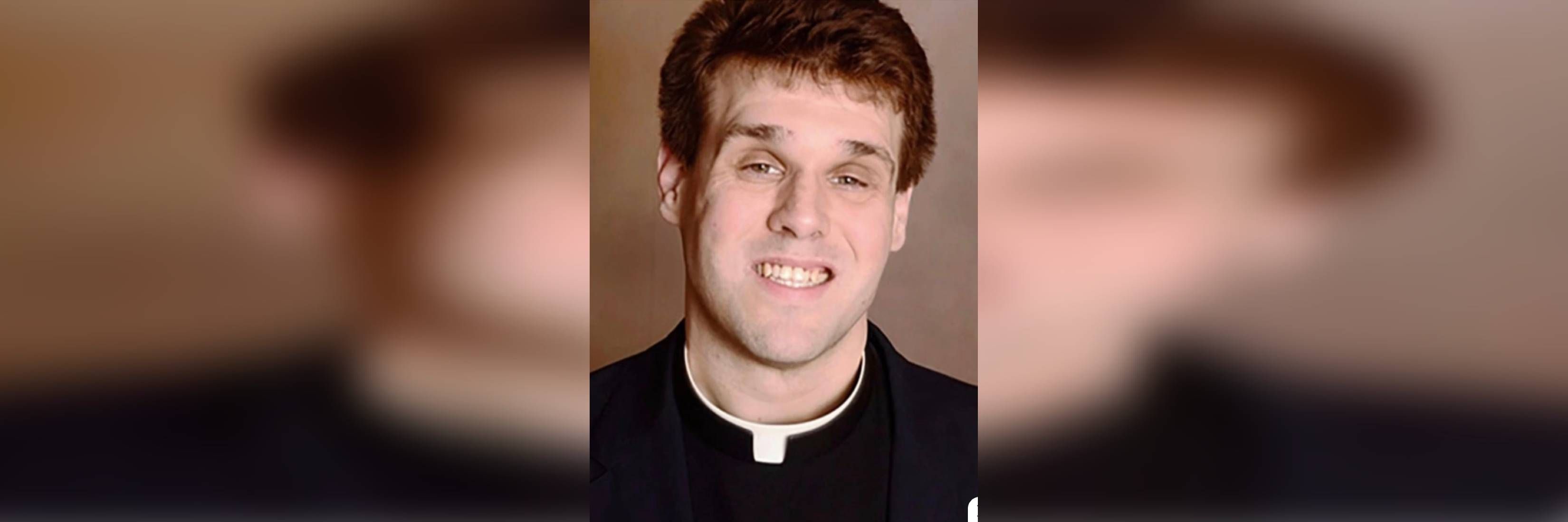 Image - Flotter Dreier auf dem Altar: Priester bekommt für Sex-Film eine Bewährungsstrafe!