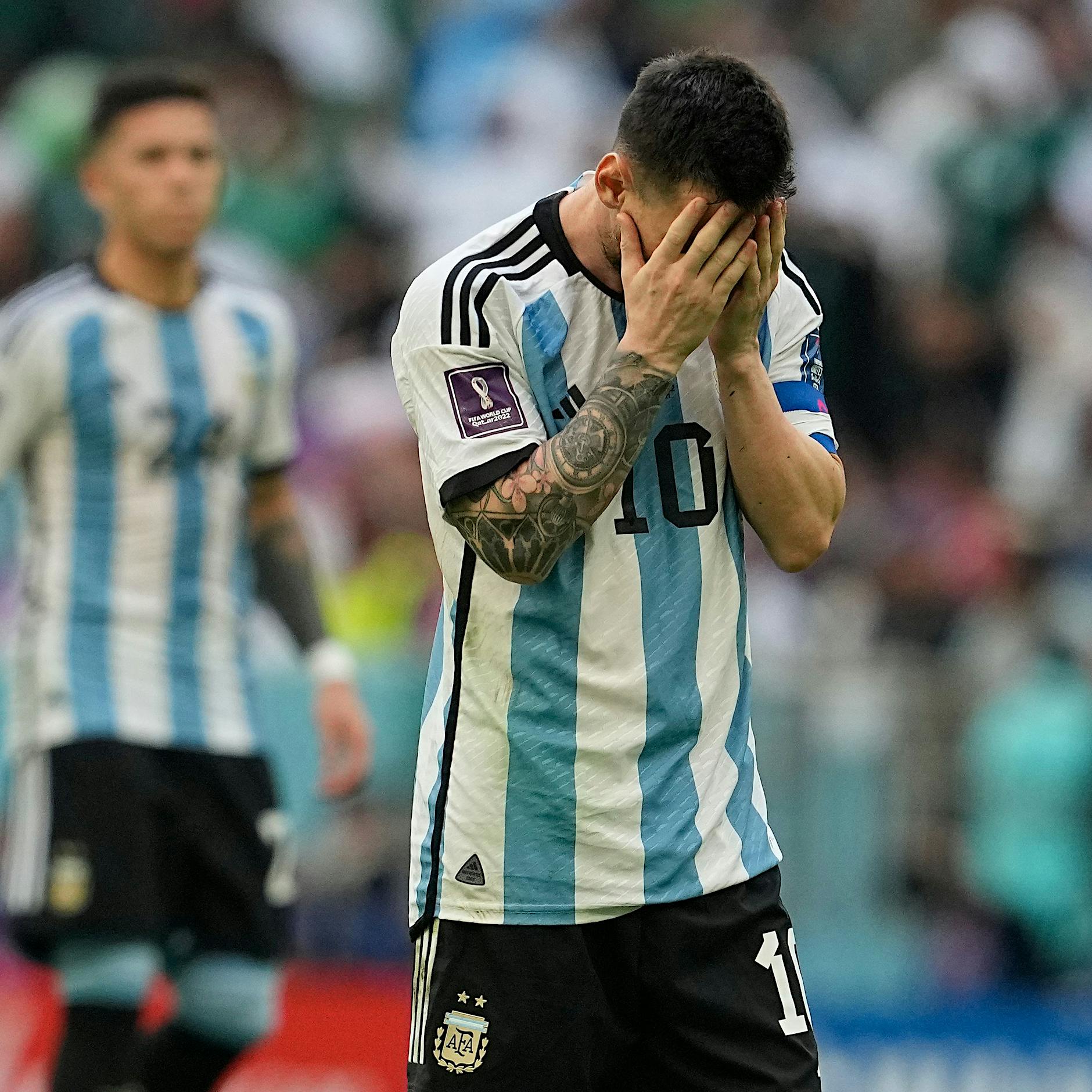 Lionel Messi und Argentinien sportlich mit dem Rücken zur Wand: WM-Aus droht!