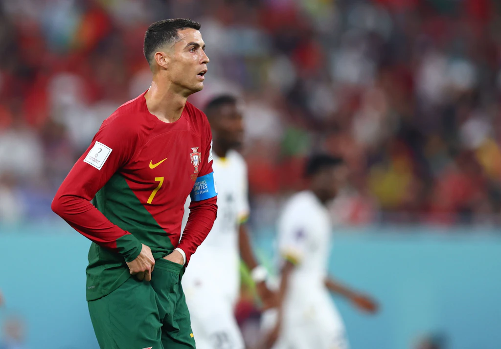 Was isst Ronaldo da aus seiner Hose?