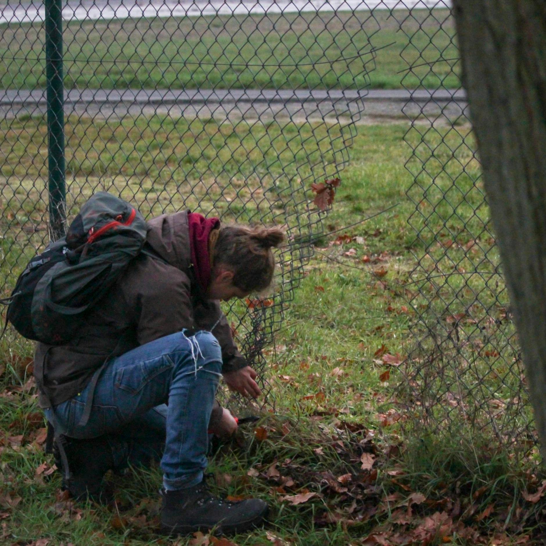 Nur 1060 Euro: Klima-Kleber kommen mit BER-Blockade billig davon