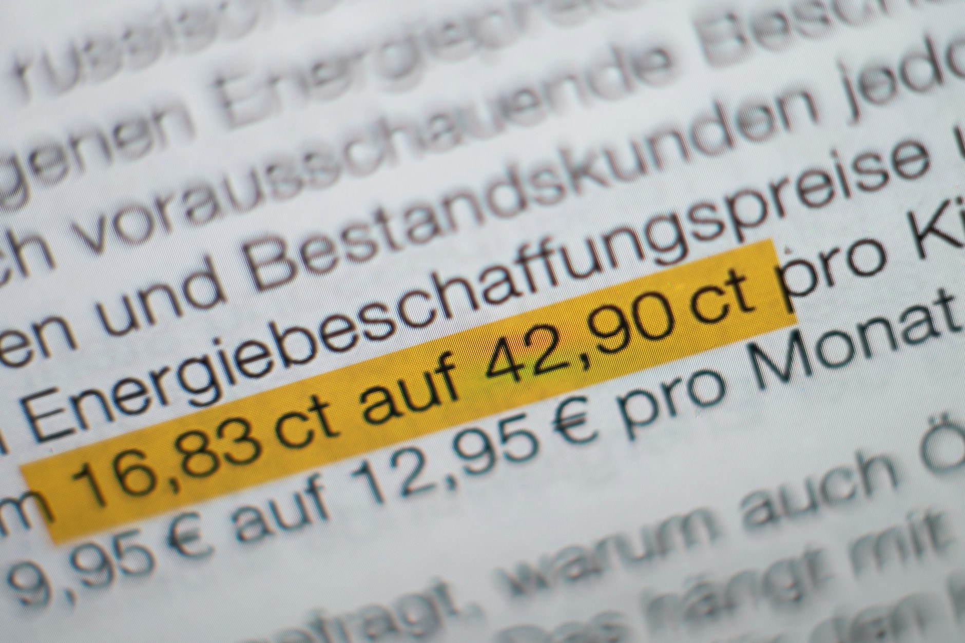 Kein guter Start für Stromkunden ins Jahr 2023: Viele Energieversorger planen saftige Preiserhöhungen ab Januar.