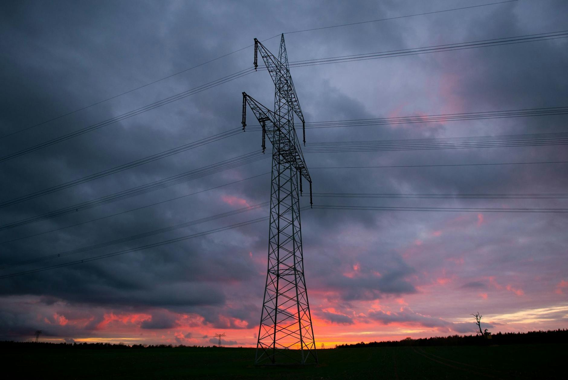 ARCHIV - Mit den milliardenschweren Energie-Preisbremsen reagiert die Bundesregierung auf stark gestiegene Energiepreise. a