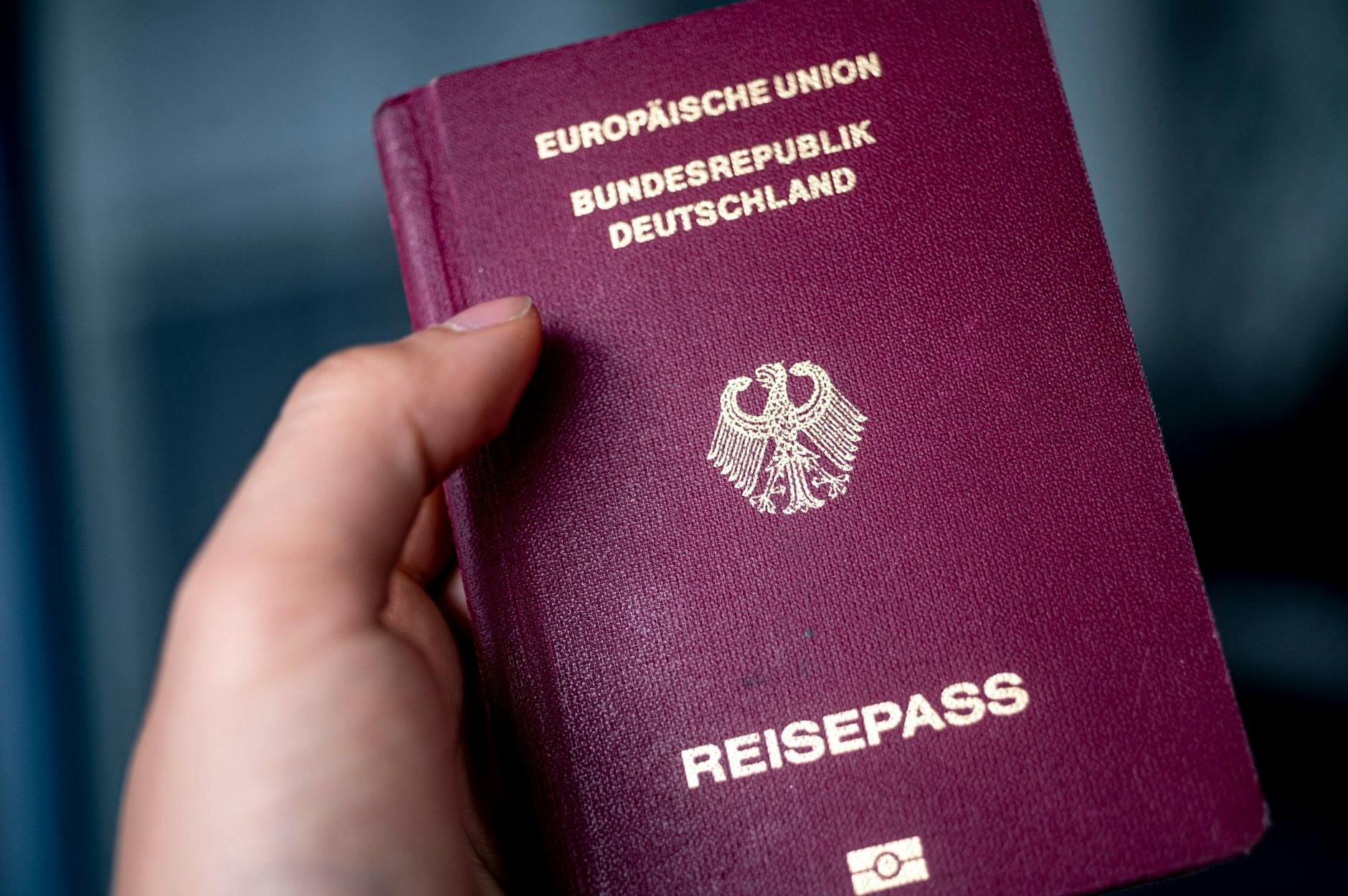 ARCHIV - Das Staatsbürgerschaftsrecht soll in Deutschland reformiert werden.
