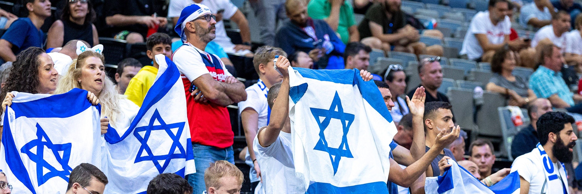 Tausende Israelis reisten trotz großer Sorgen nach Katar, obwohl ihr Land bei der WM nicht dabei ist. Nun häufen sich antisemitische Meldungen aus Doha (Symbolbild).