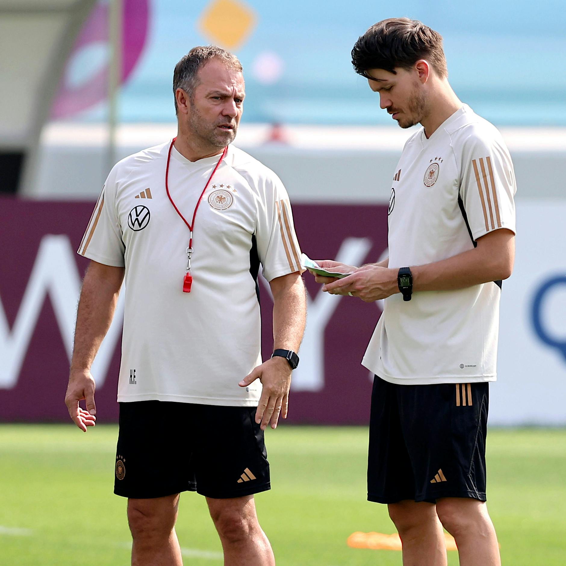 Showdown gegen Costa Rica: Warum die Spielerfrauen erst mal außen vor bleiben