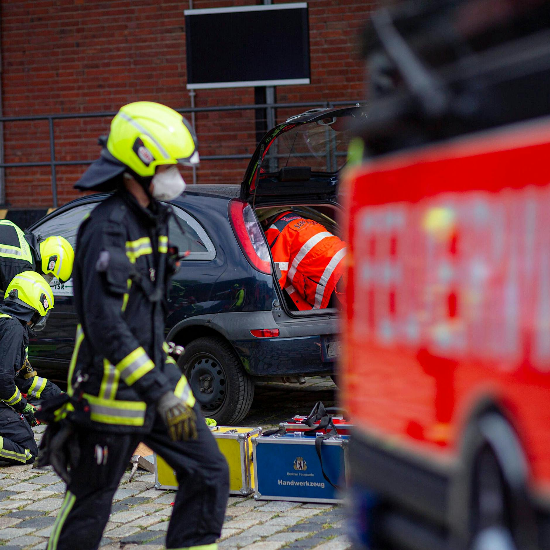 Typisch Berlin! Rettungsdienst steht kurz vor dem Kollaps – und die zuständigen Senatorinnen zoffen sich