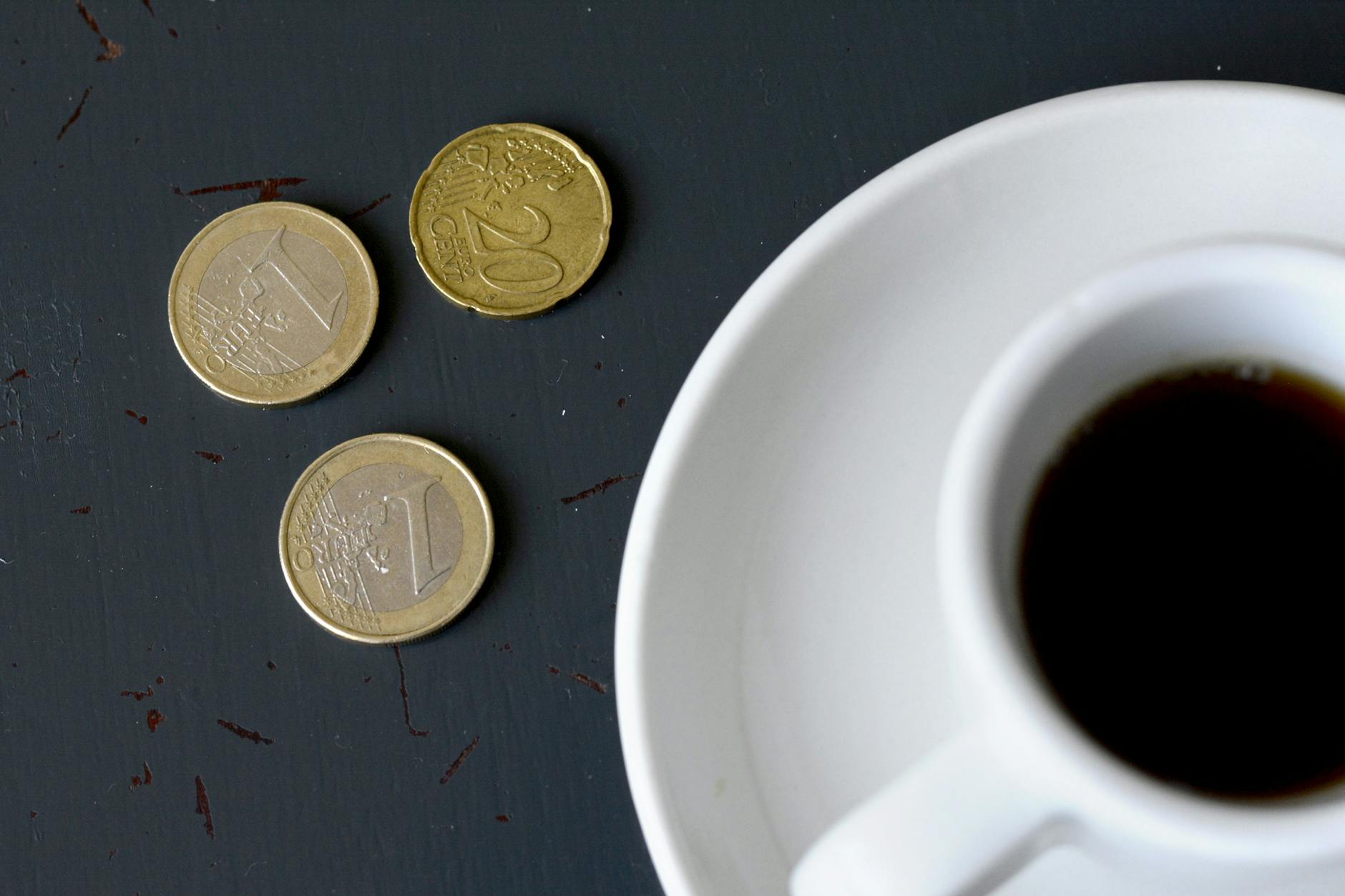 Fünf bis zehn Prozent Trinkgeld haben sich in Deutschland im Restaurant eingebürgert.