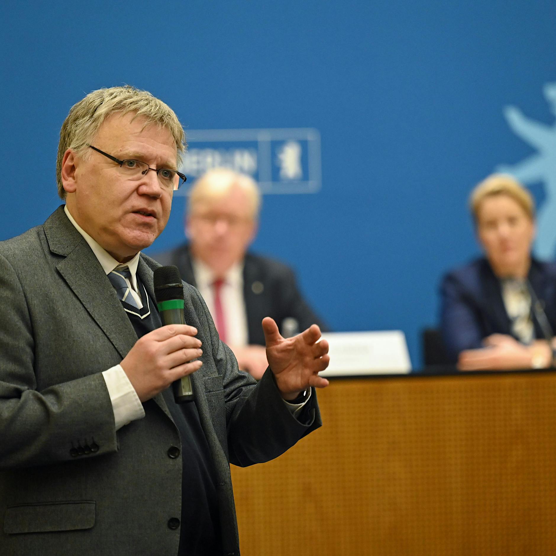 Es scheitert am Papier: Der Volksentscheid kommt erst im April