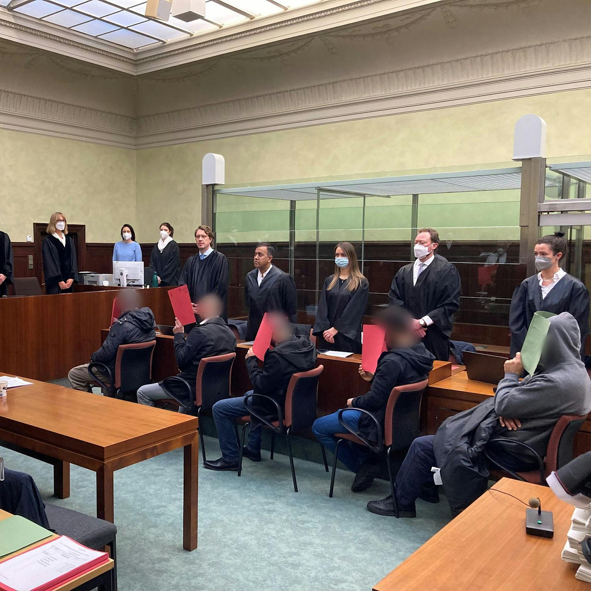 IS-Unterstützer aus Berliner Terror-Moschee zu Bewährungsstrafen verurteilt