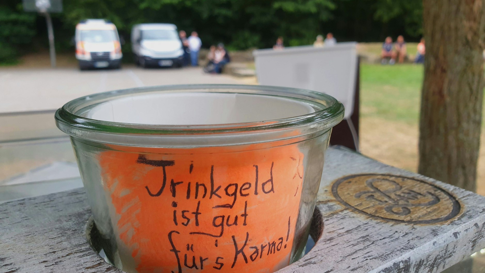 Trinkgeld sollte man nach eigenem Ermessen geben – und nicht in jeder Branche muss es wirklich Geld sein.