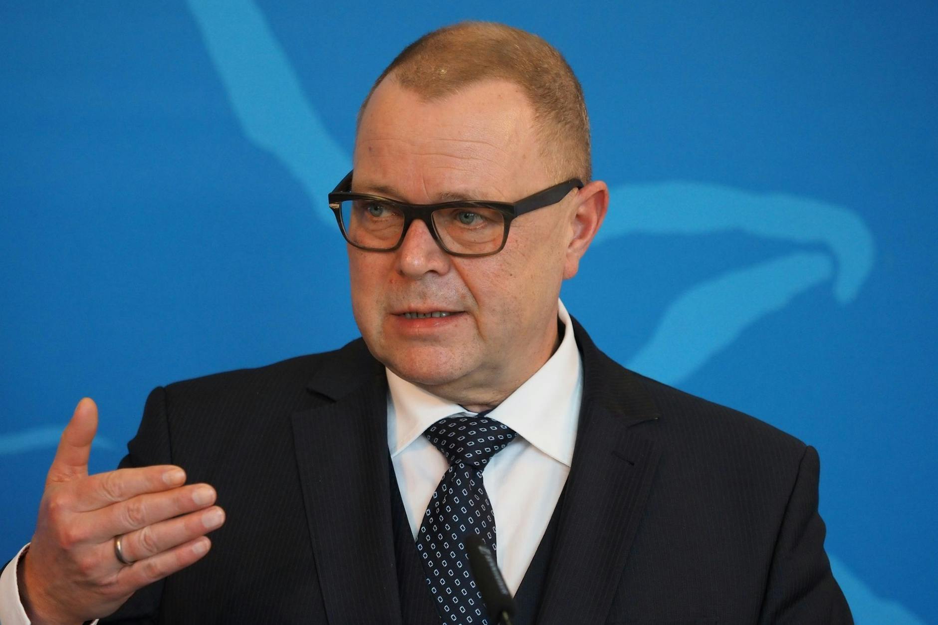 Brandenburgs Innenminister Michael Stübgen forderte härtere Maßnahmen für Klimaaktivisten.