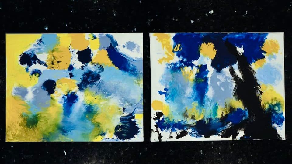 Die Kunstwerke von Künstler-Hund Van Gogh kann man für den guten Zweck über Facebook kaufen.