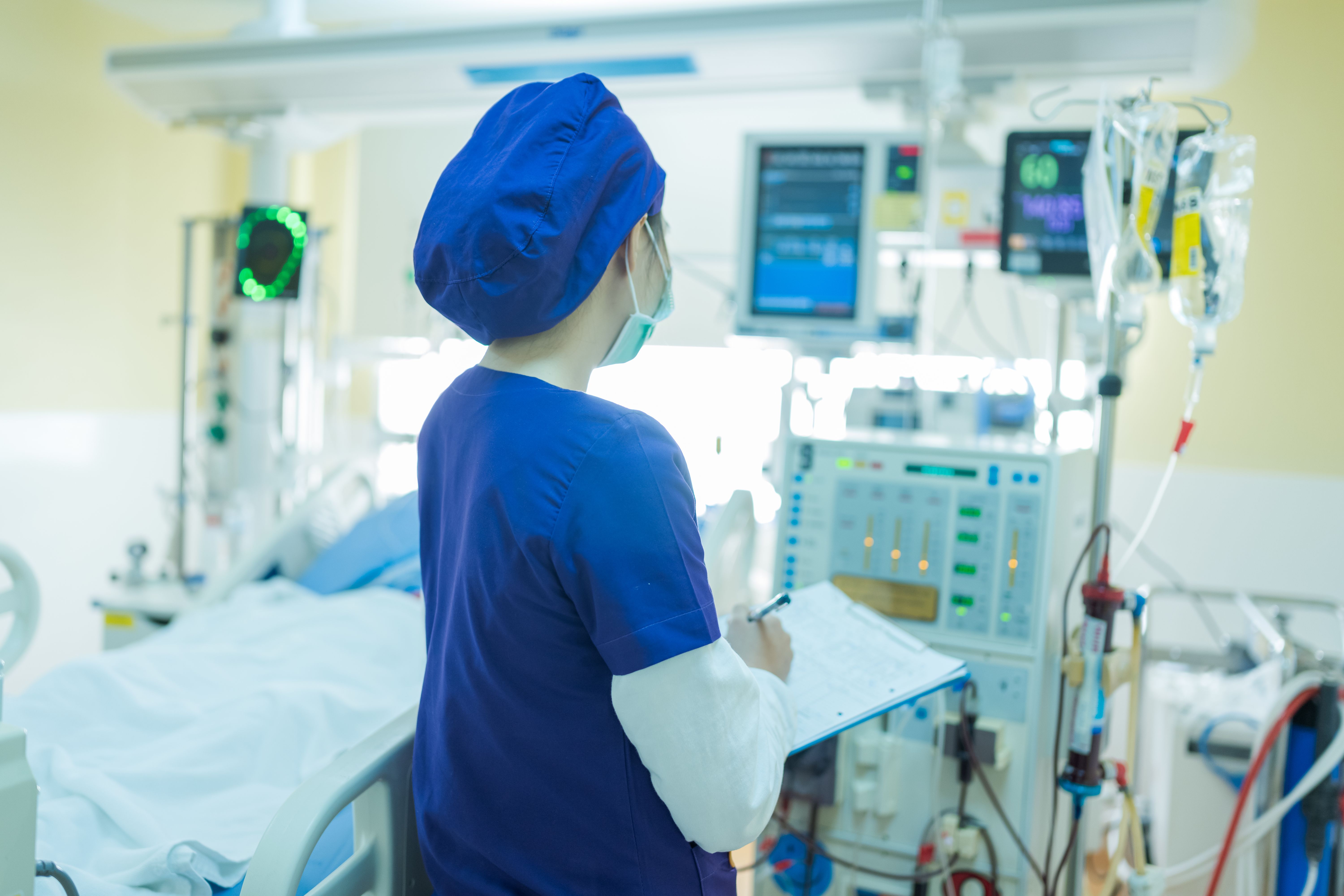 Alarm auf Kinder-Intensivstationen! Immer mehr Kinder mit RS-Virus schwerkrank – doch es gibt viel zu wenig Betten