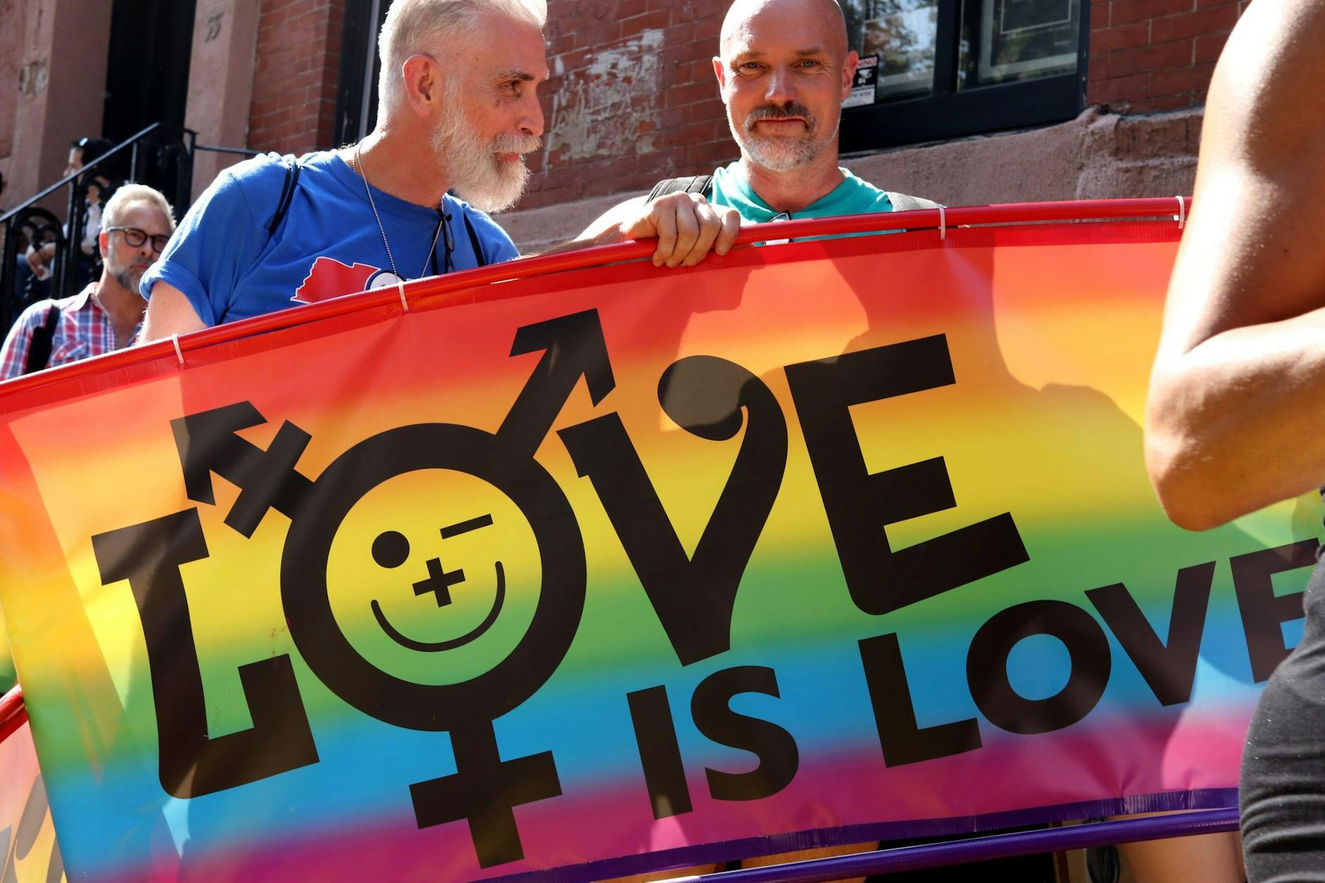 ARCHIV - Anhänger der LGBTQ-Bewegung in New York.