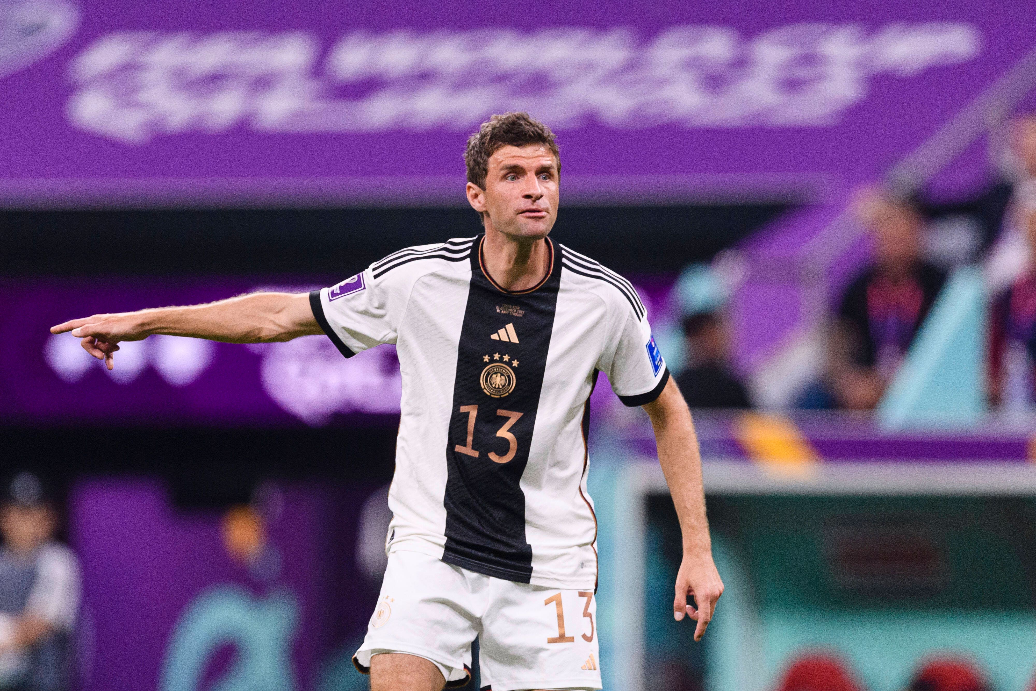 „Für mich eine Katastrophe“: Thomas Müller kündigt nach WM-Aus Rücktritt an – Hansi Flick nicht