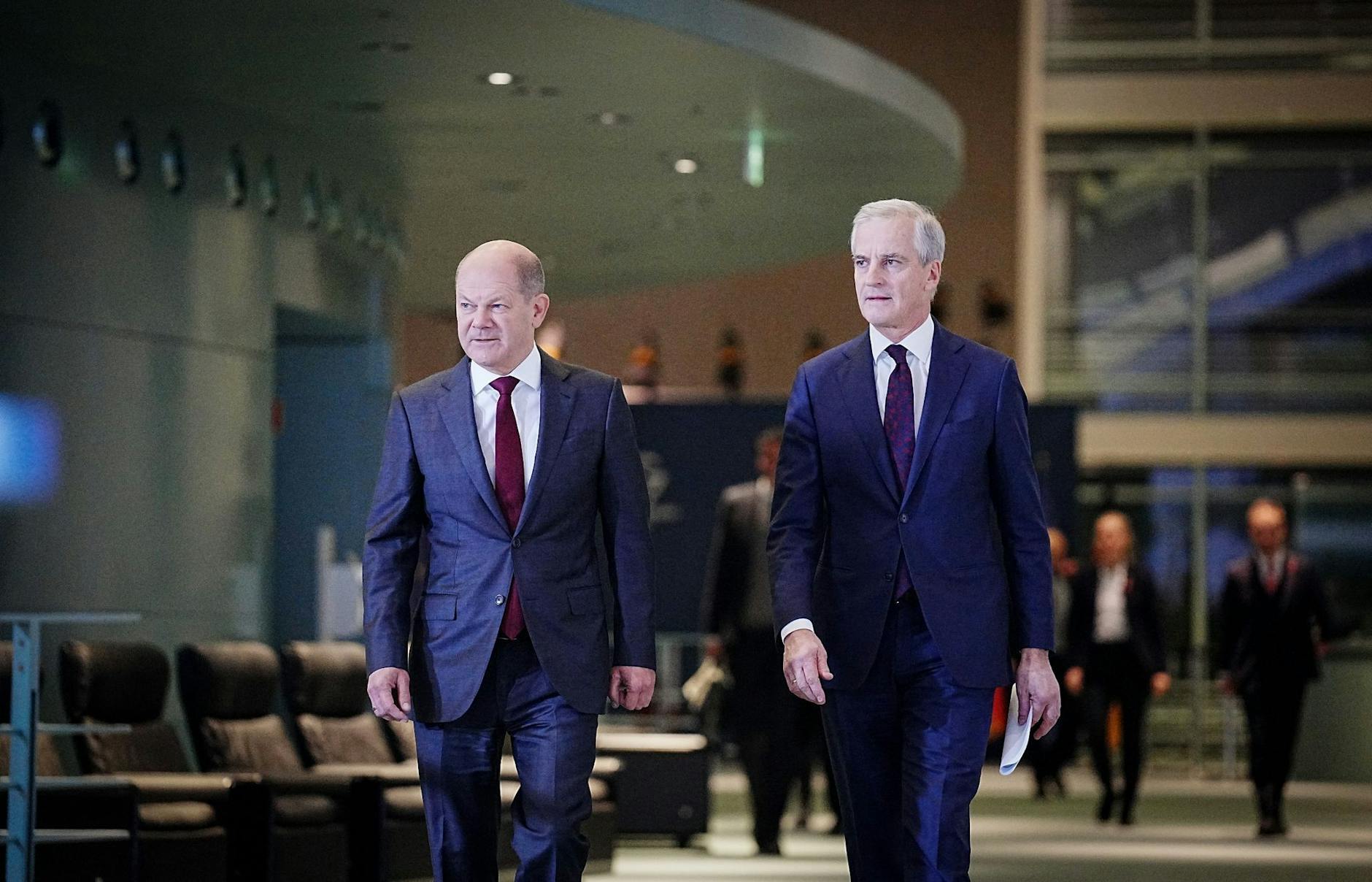 Bundeskanzler Olaf Scholz und der norwegische Ministerpräsident Jonas Gahr Støre in Berlin.