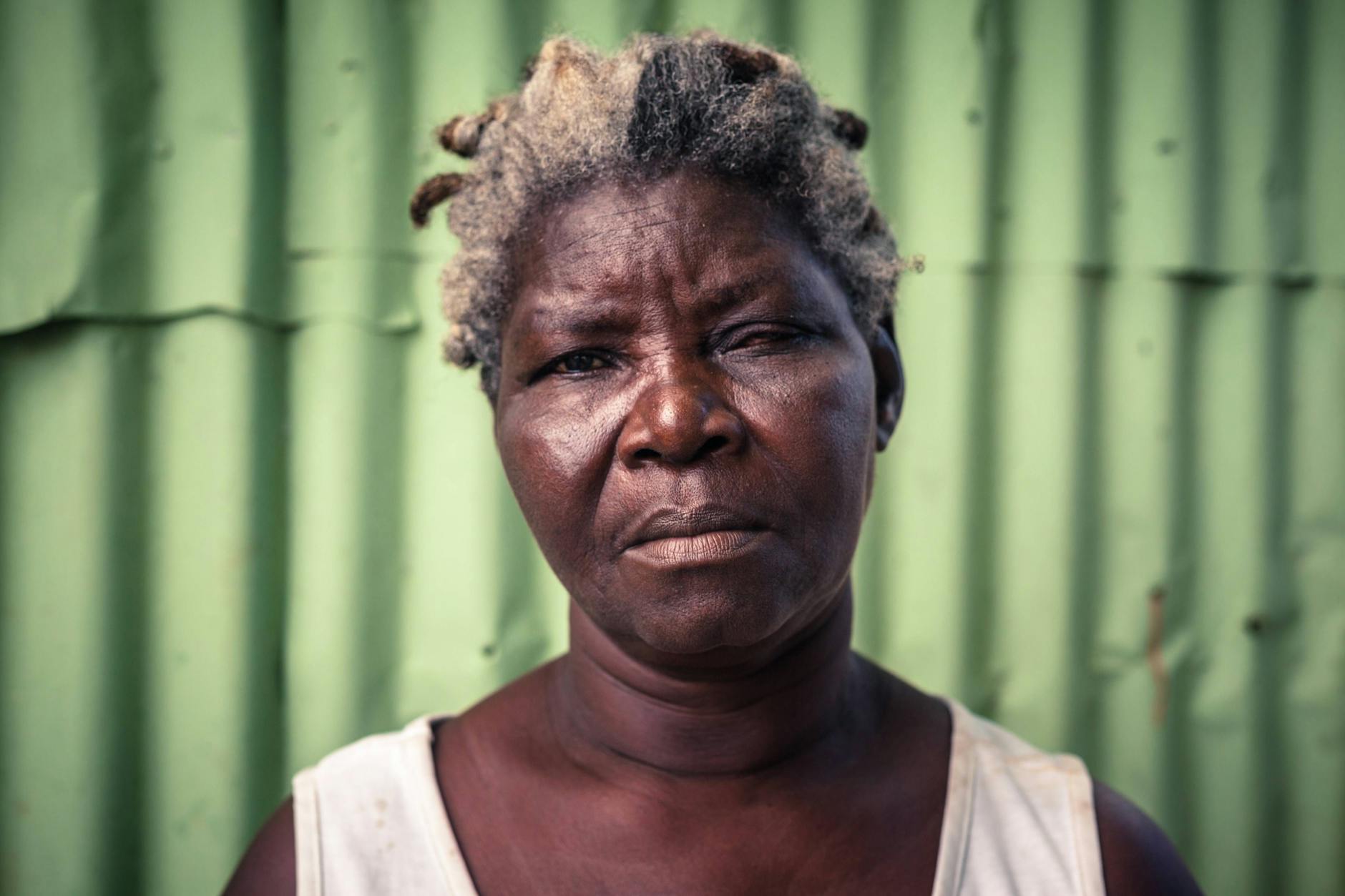 Eine Haitianerin, die in der Dominikanischen Republik als Erntehelferin arbeitet